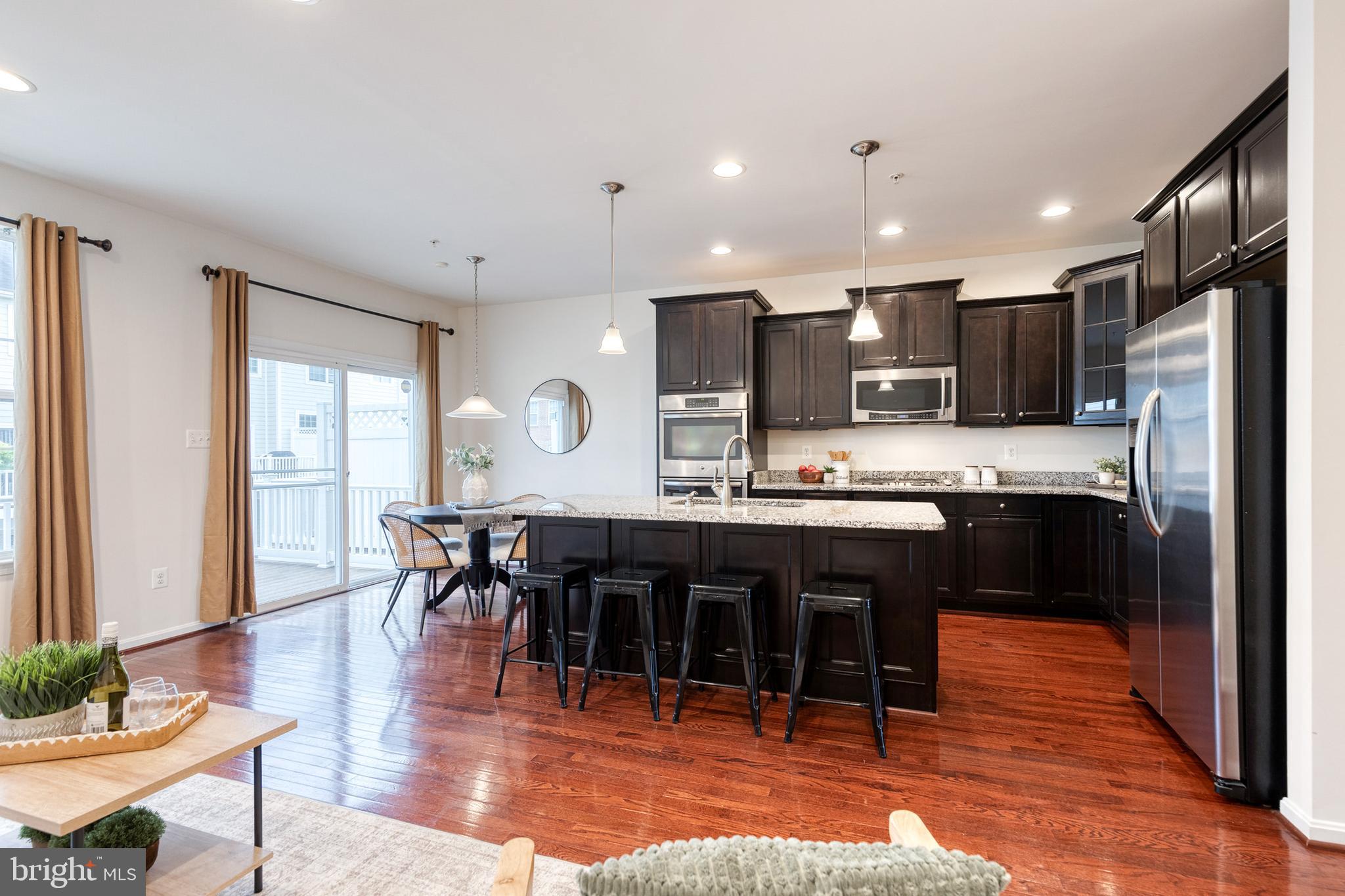 POINTE AT ARUNDEL PRESERVES - Residential