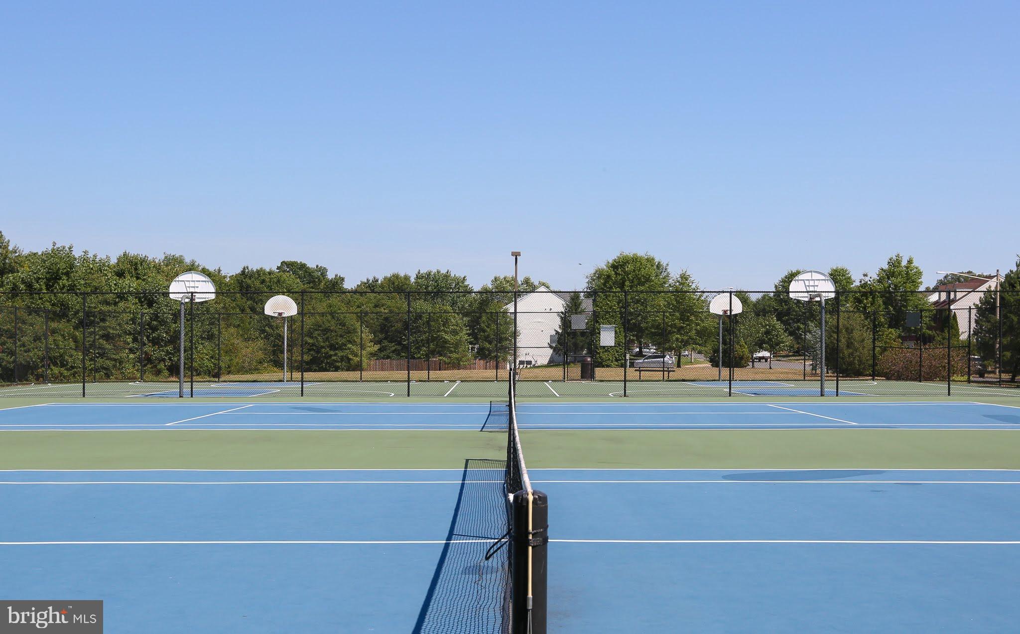 SHEFFIELD MANOR - Residential Lease