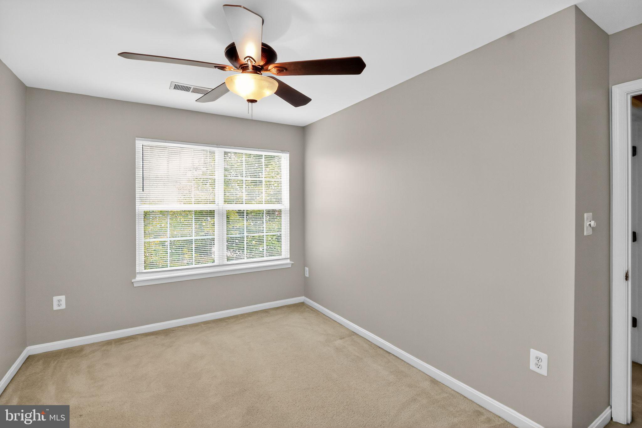 SHEFFIELD MANOR - Residential Lease