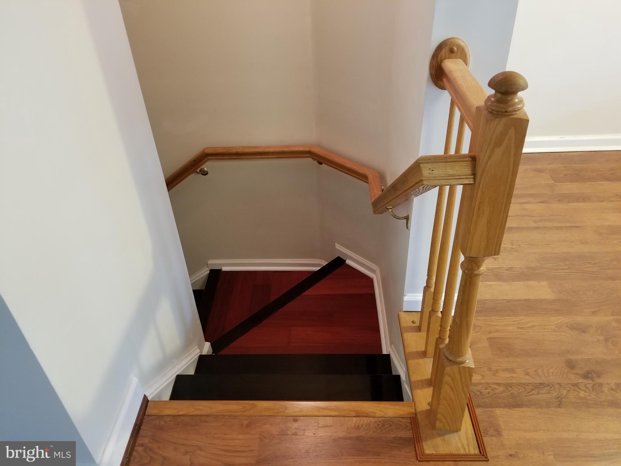 WAVERLY WOODS - Residential Lease