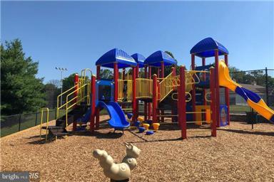 WAVERLY WOODS - Residential Lease