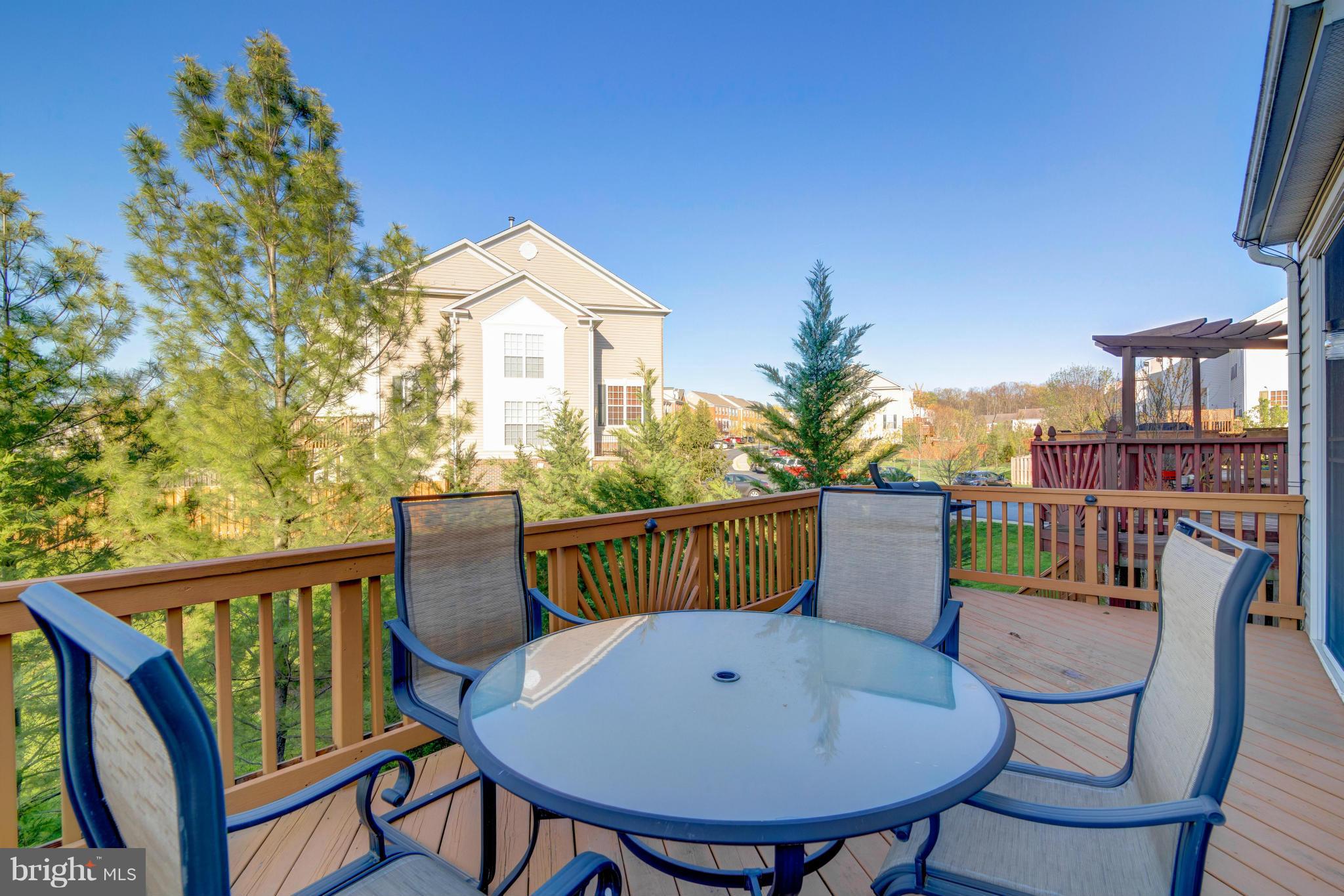 TALL OAKS - Residential Lease