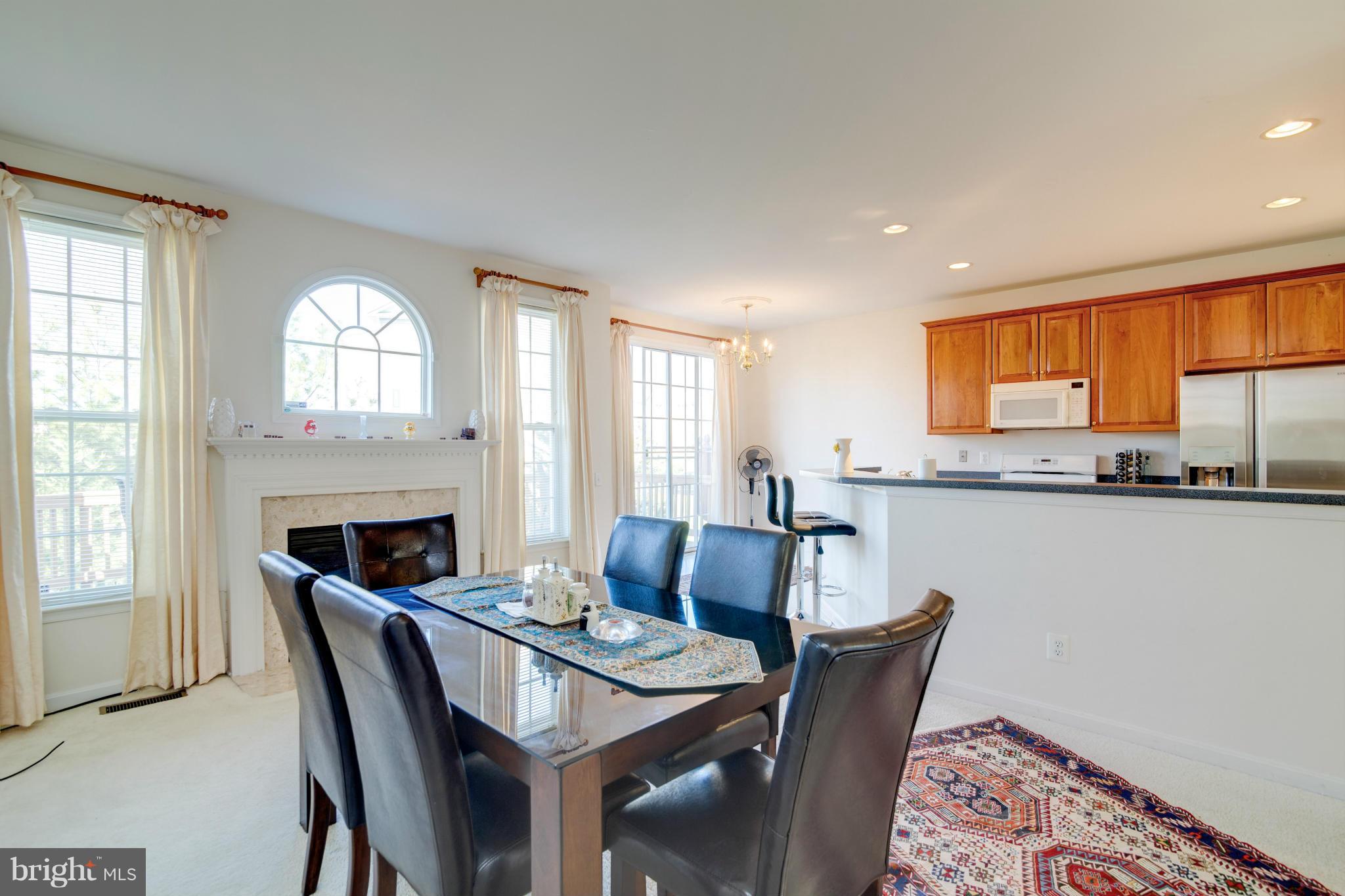 TALL OAKS - Residential Lease