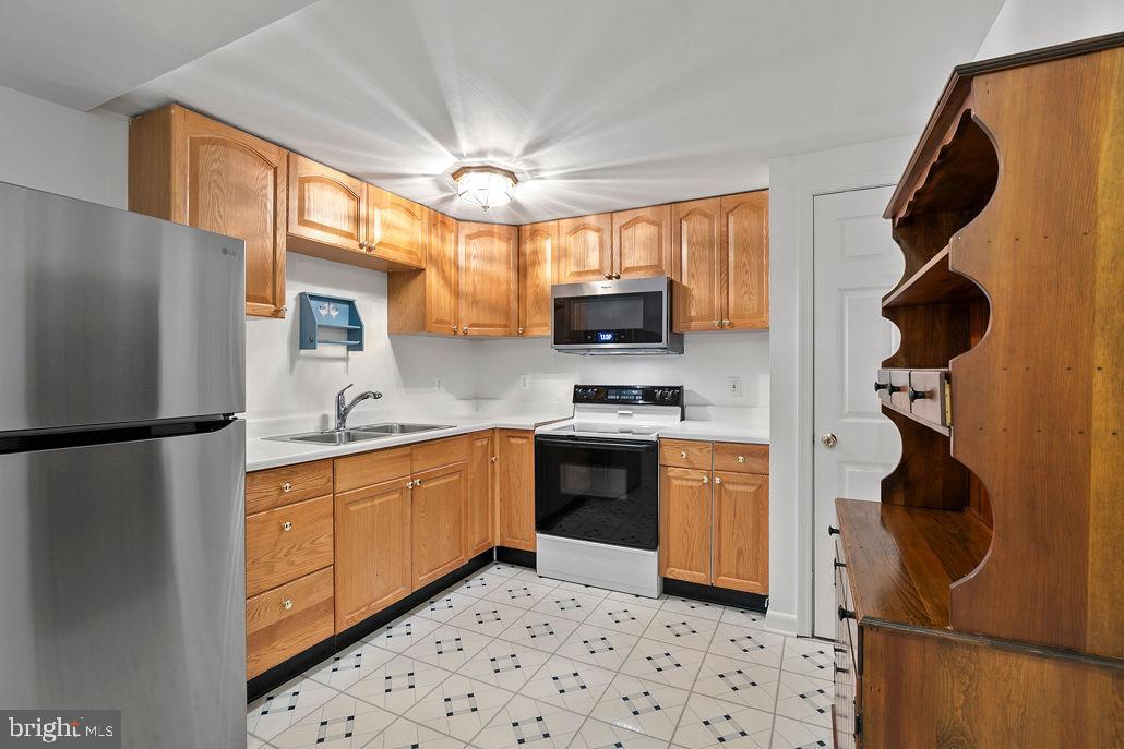 AMYCLAE ESTATES - Residential