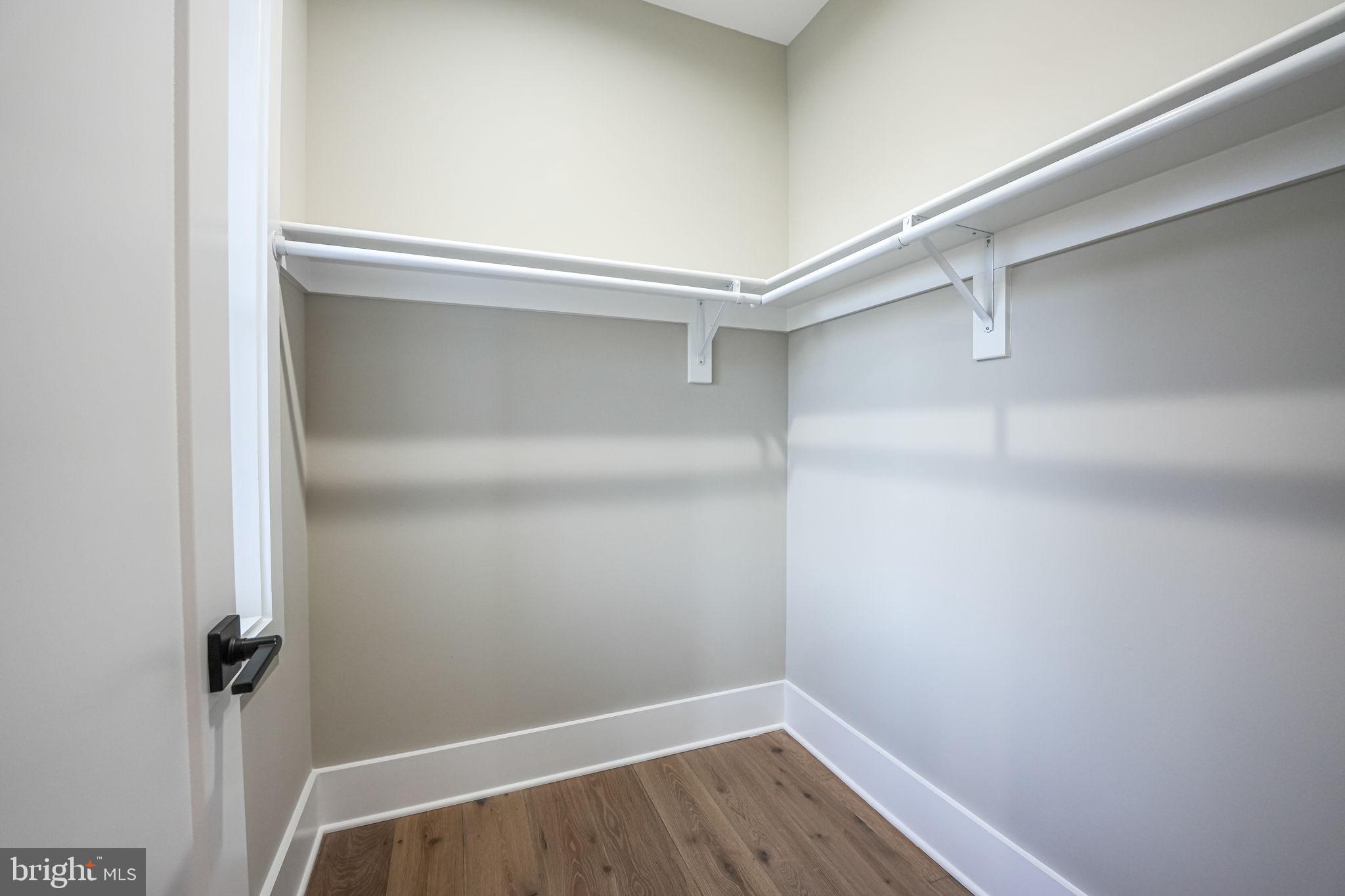 BOGERS FENWICK PARK - Residential