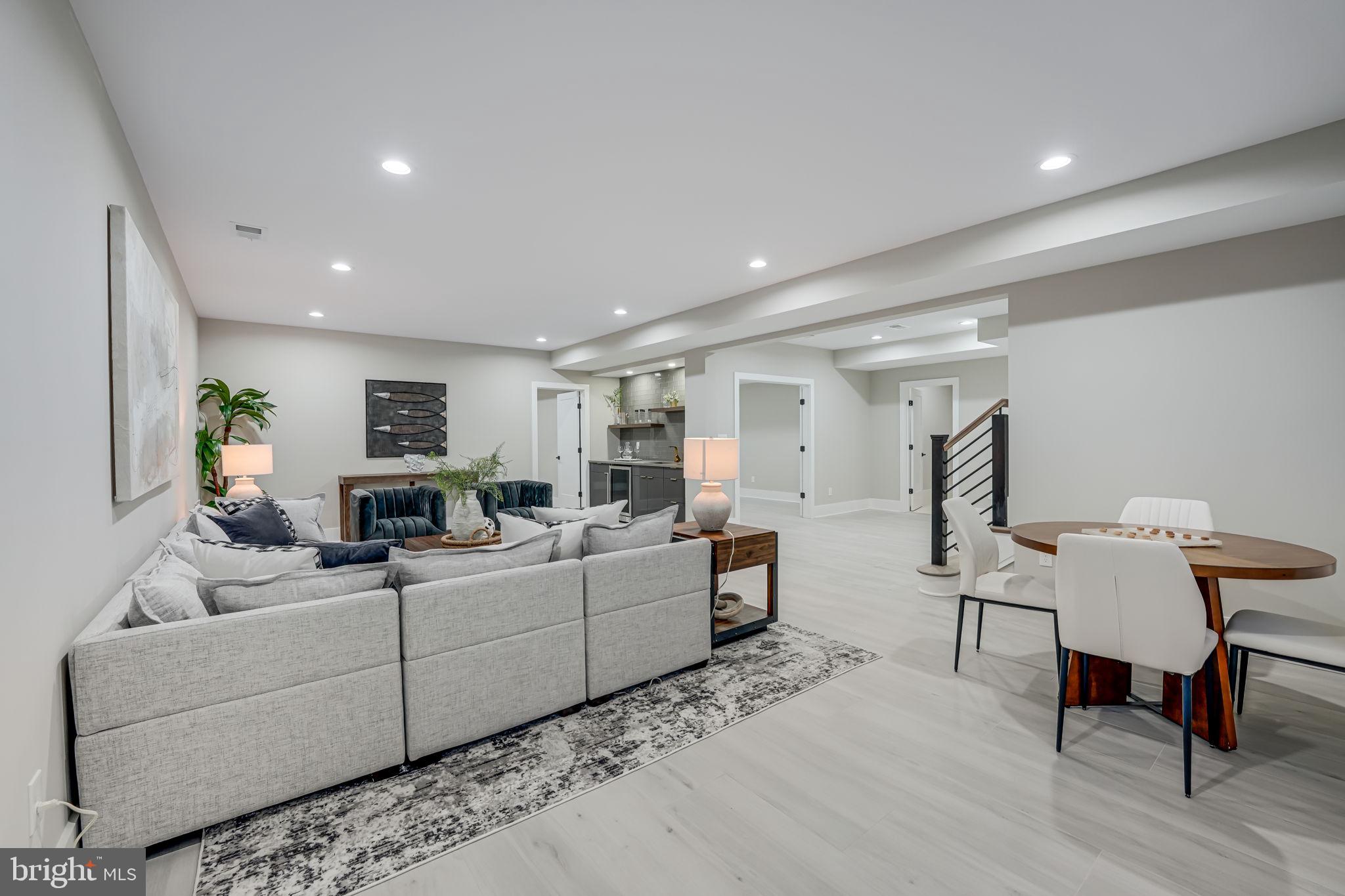 BOGERS FENWICK PARK - Residential