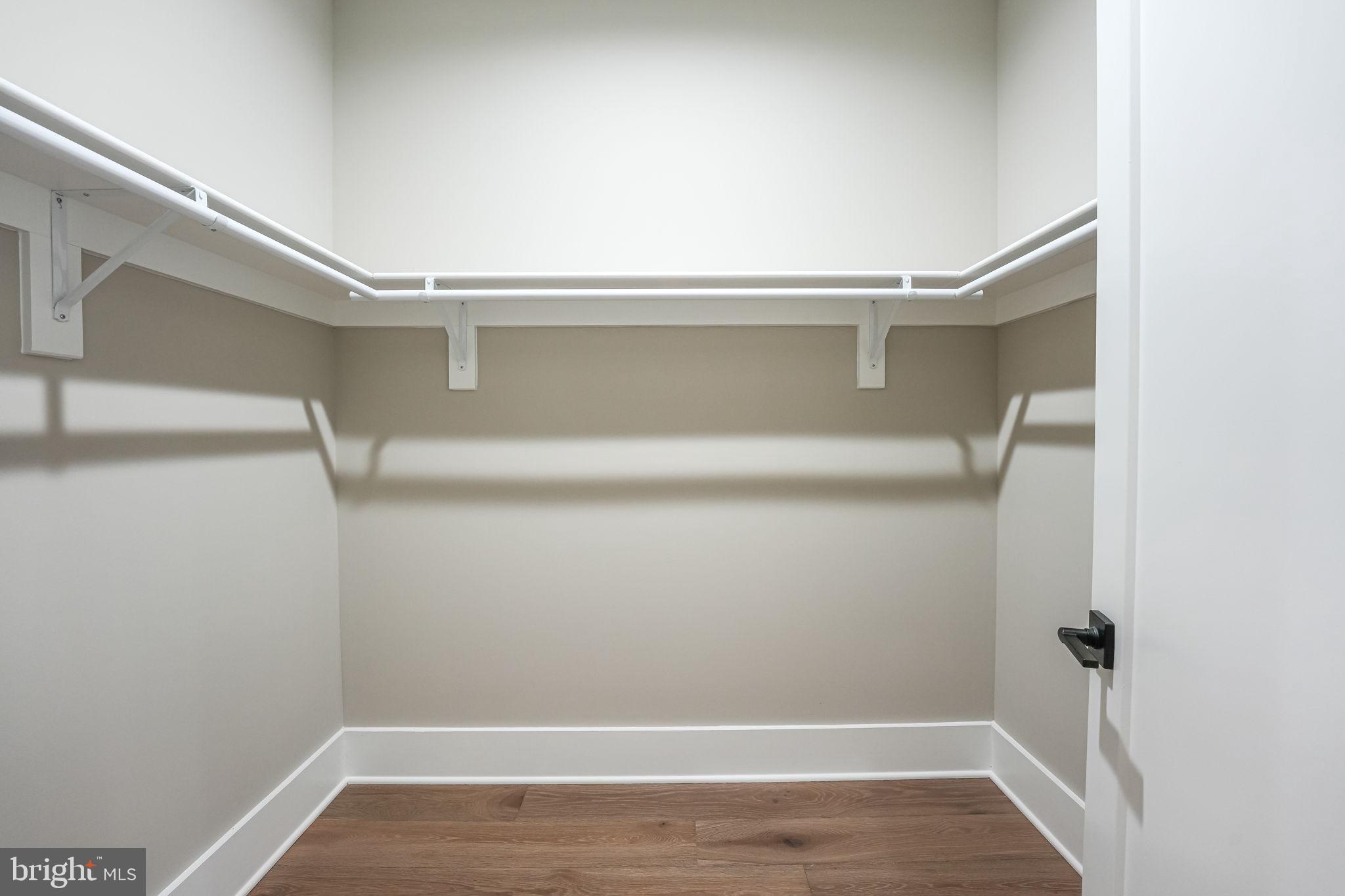 BOGERS FENWICK PARK - Residential