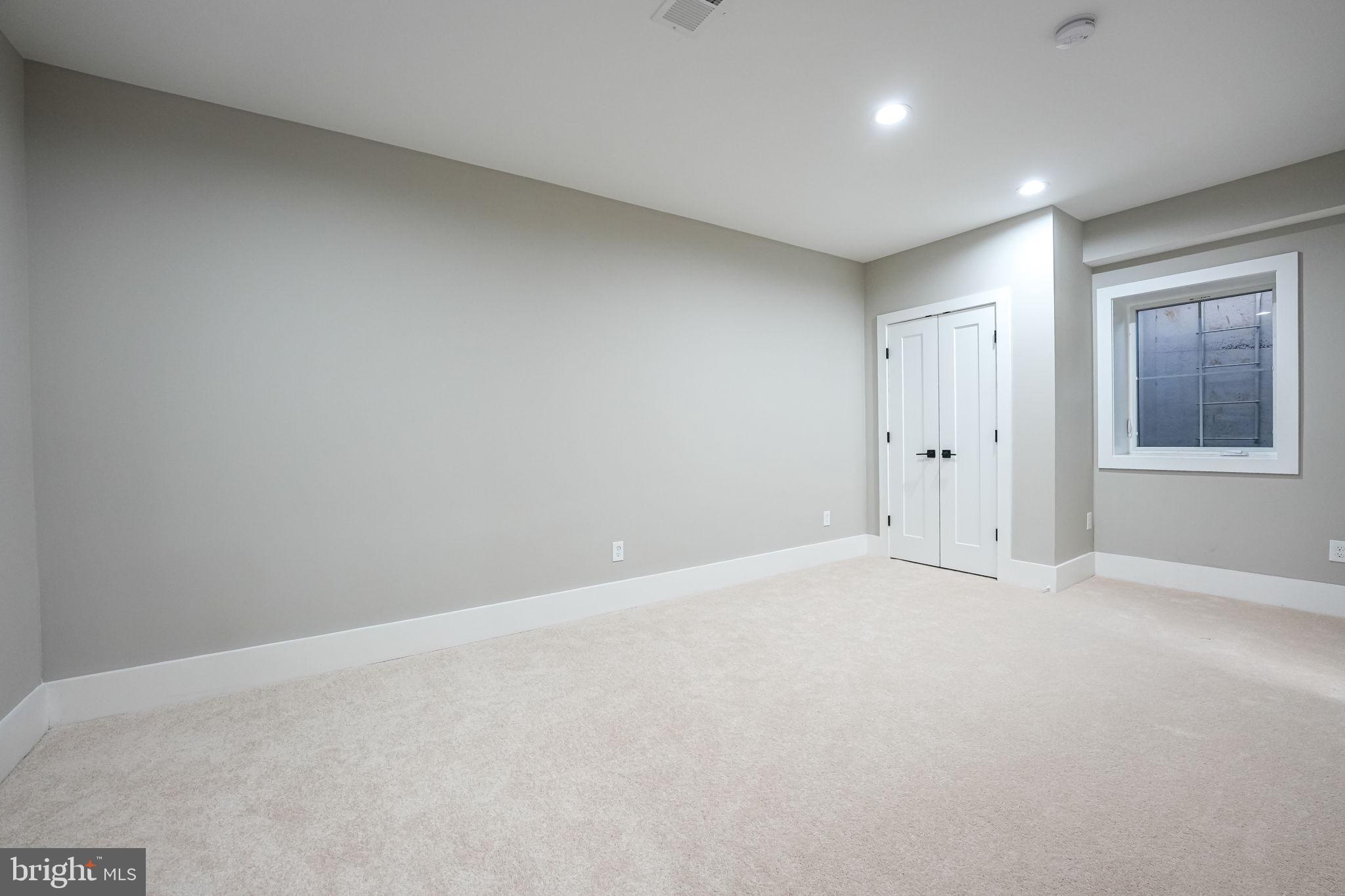 BOGERS FENWICK PARK - Residential