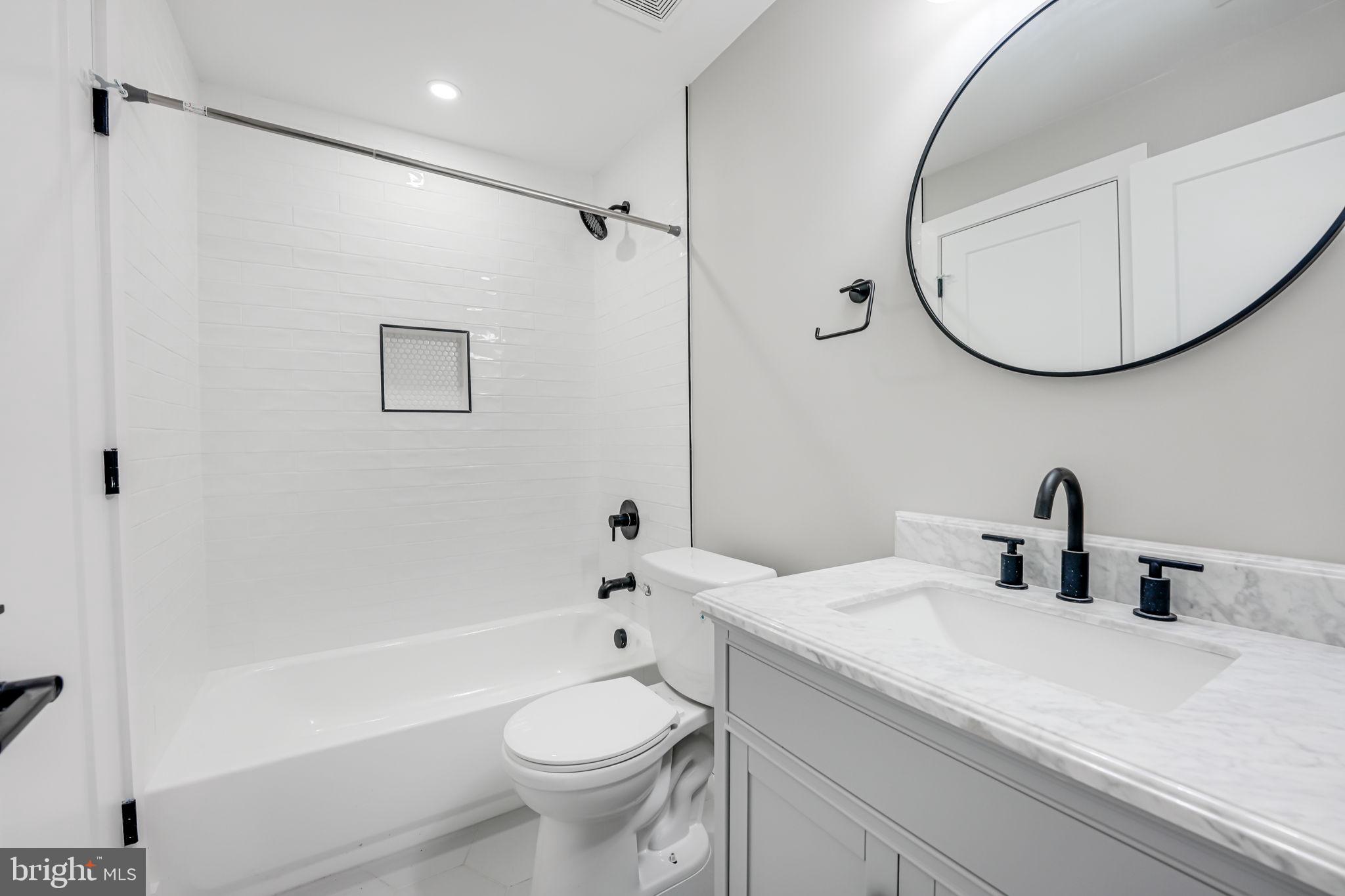 BOGERS FENWICK PARK - Residential