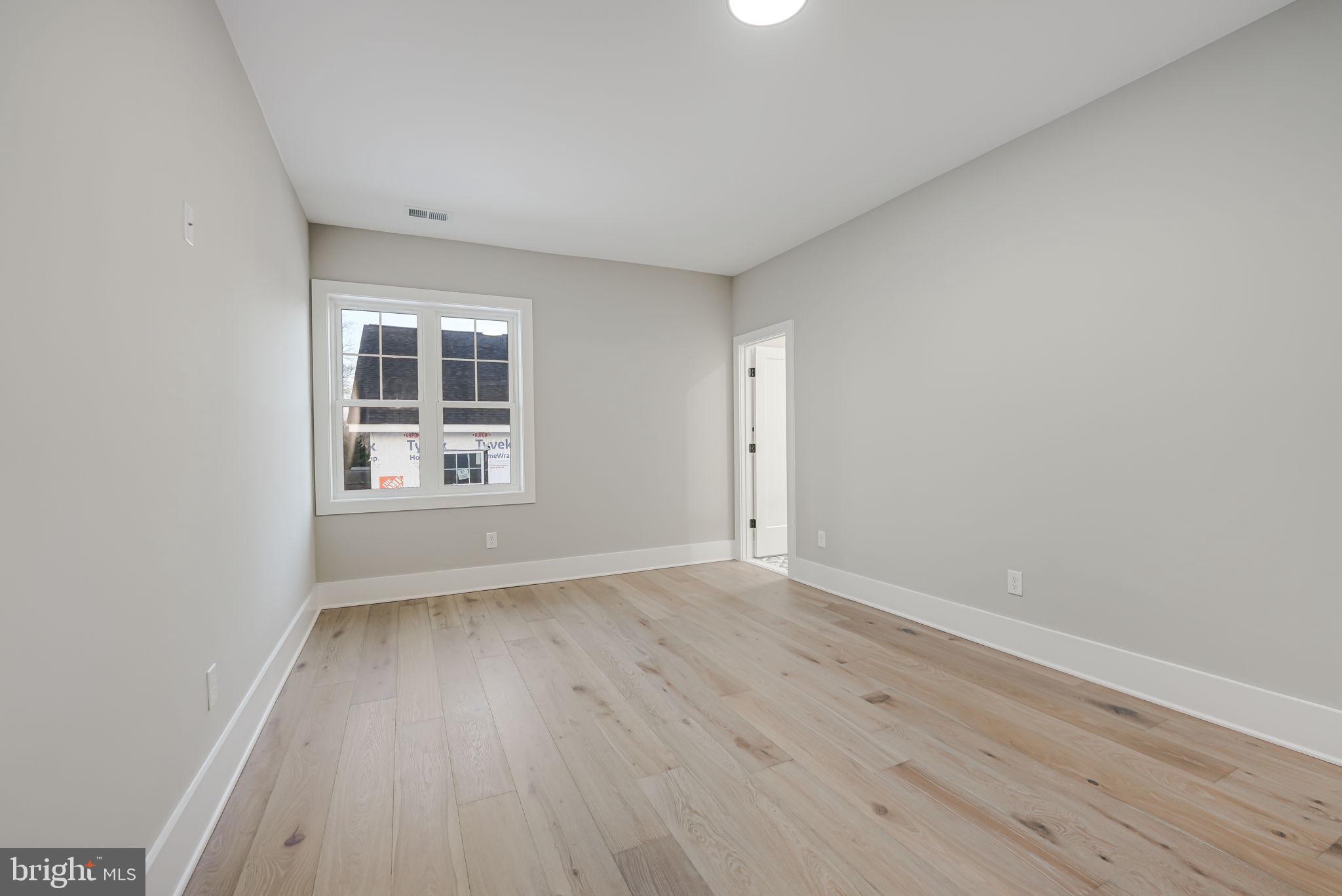 BOGERS FENWICK PARK - Residential