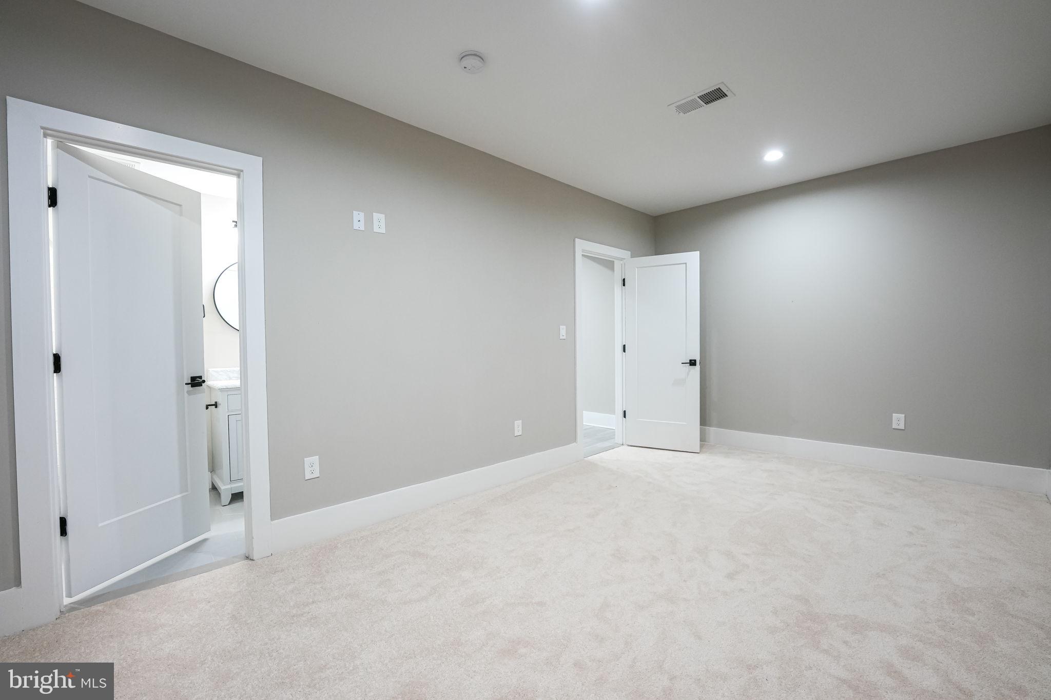 BOGERS FENWICK PARK - Residential