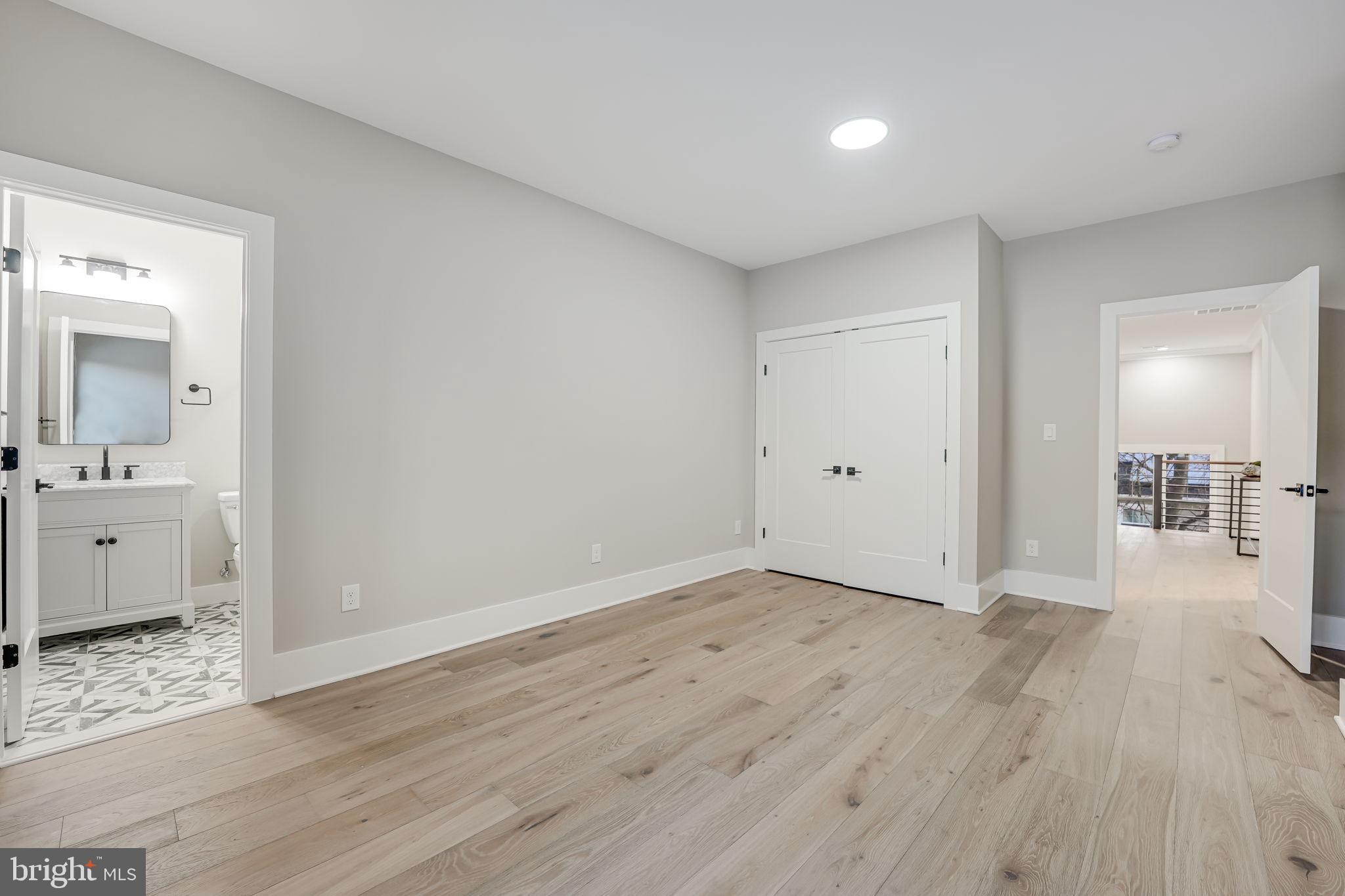 BOGERS FENWICK PARK - Residential