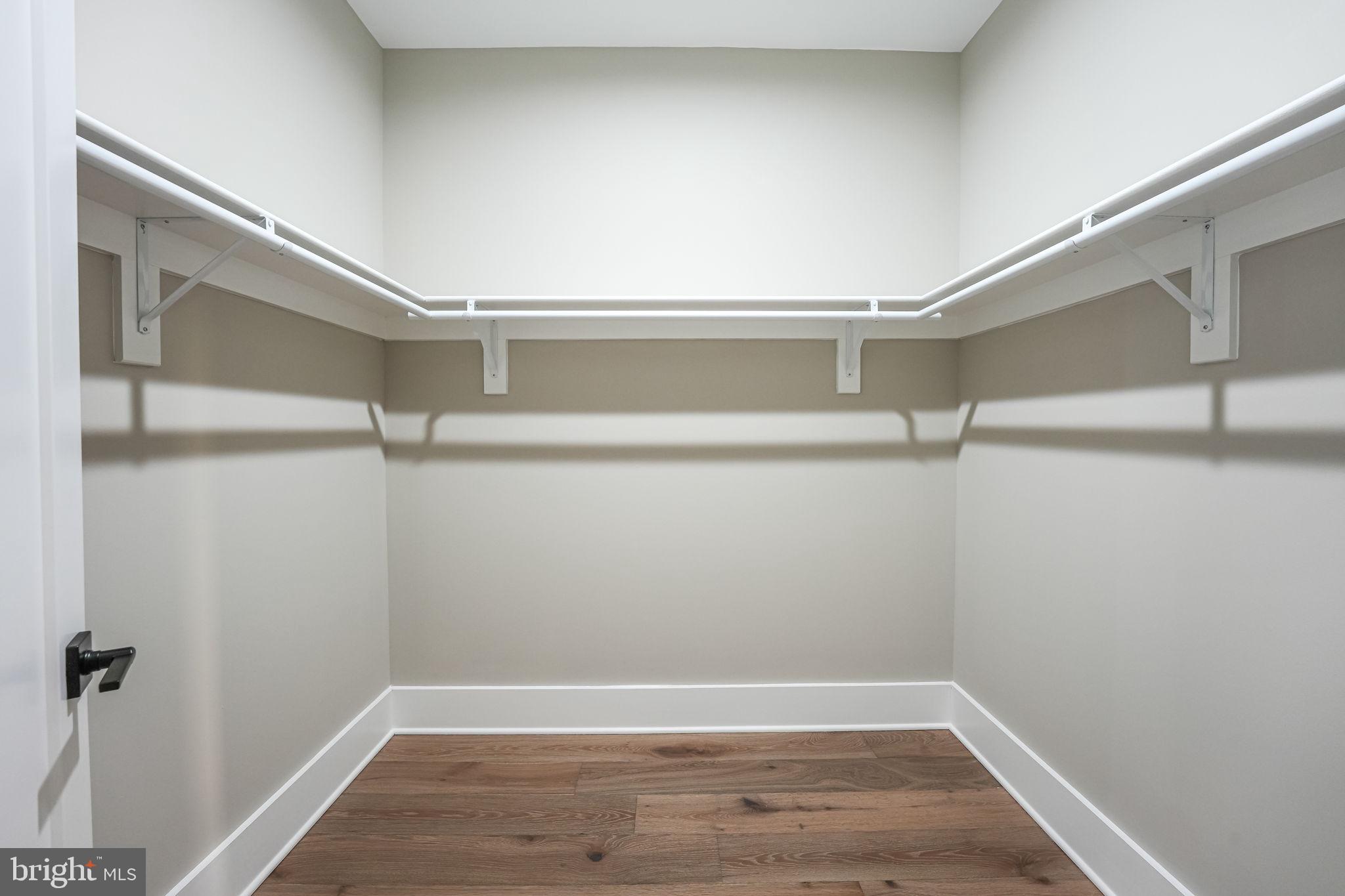 BOGERS FENWICK PARK - Residential