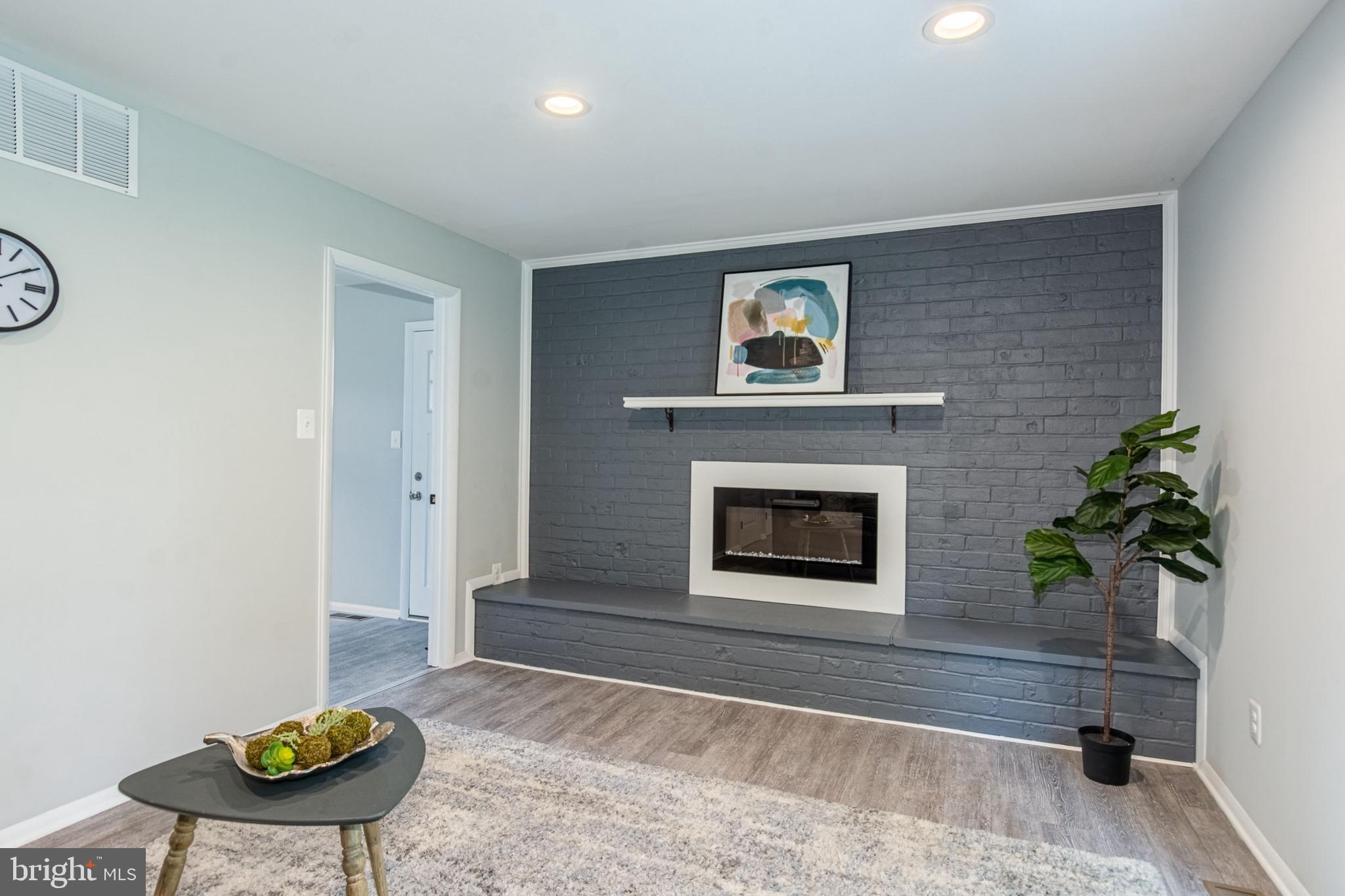 CHARTLEY - Residential