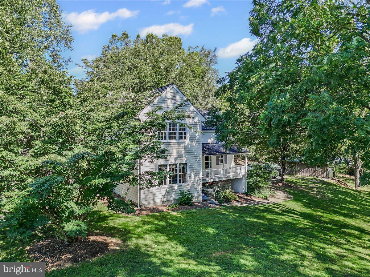 72 E HIGHLAND ROAD