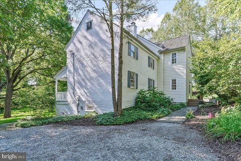 72 E HIGHLAND ROAD PARKESBURG PA 19365