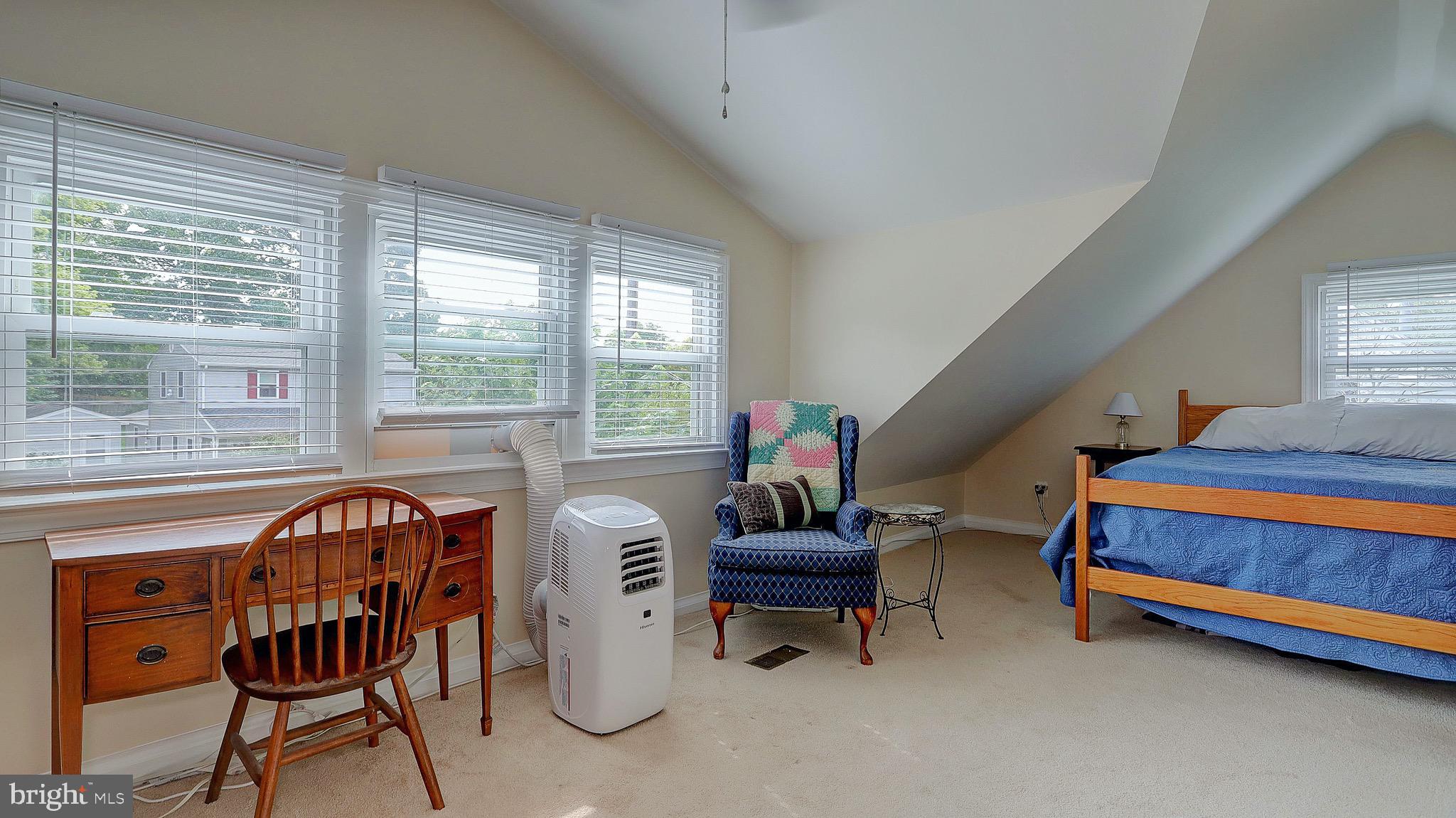 MANASSAS PARK - Residential