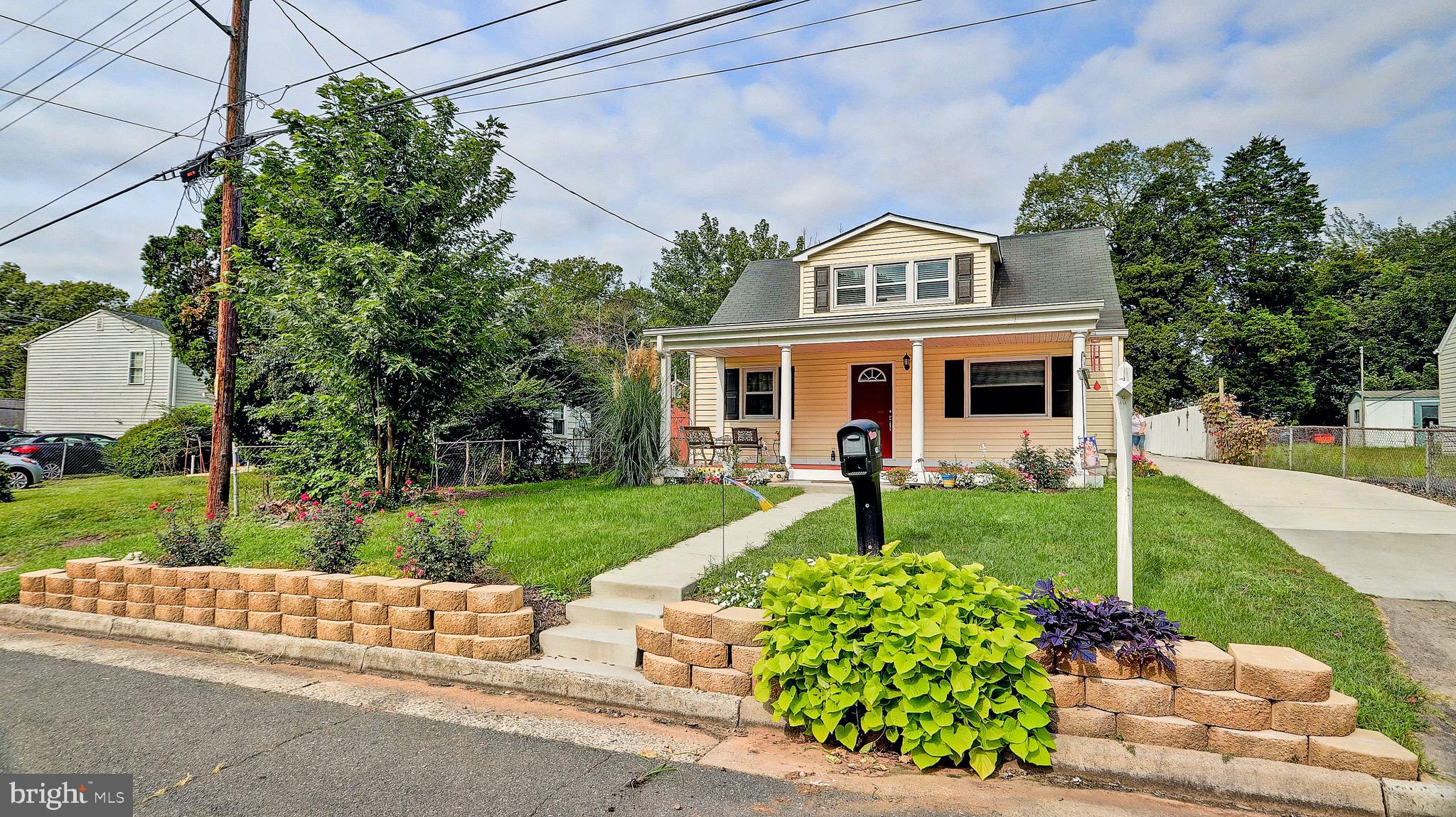 MANASSAS PARK - Residential