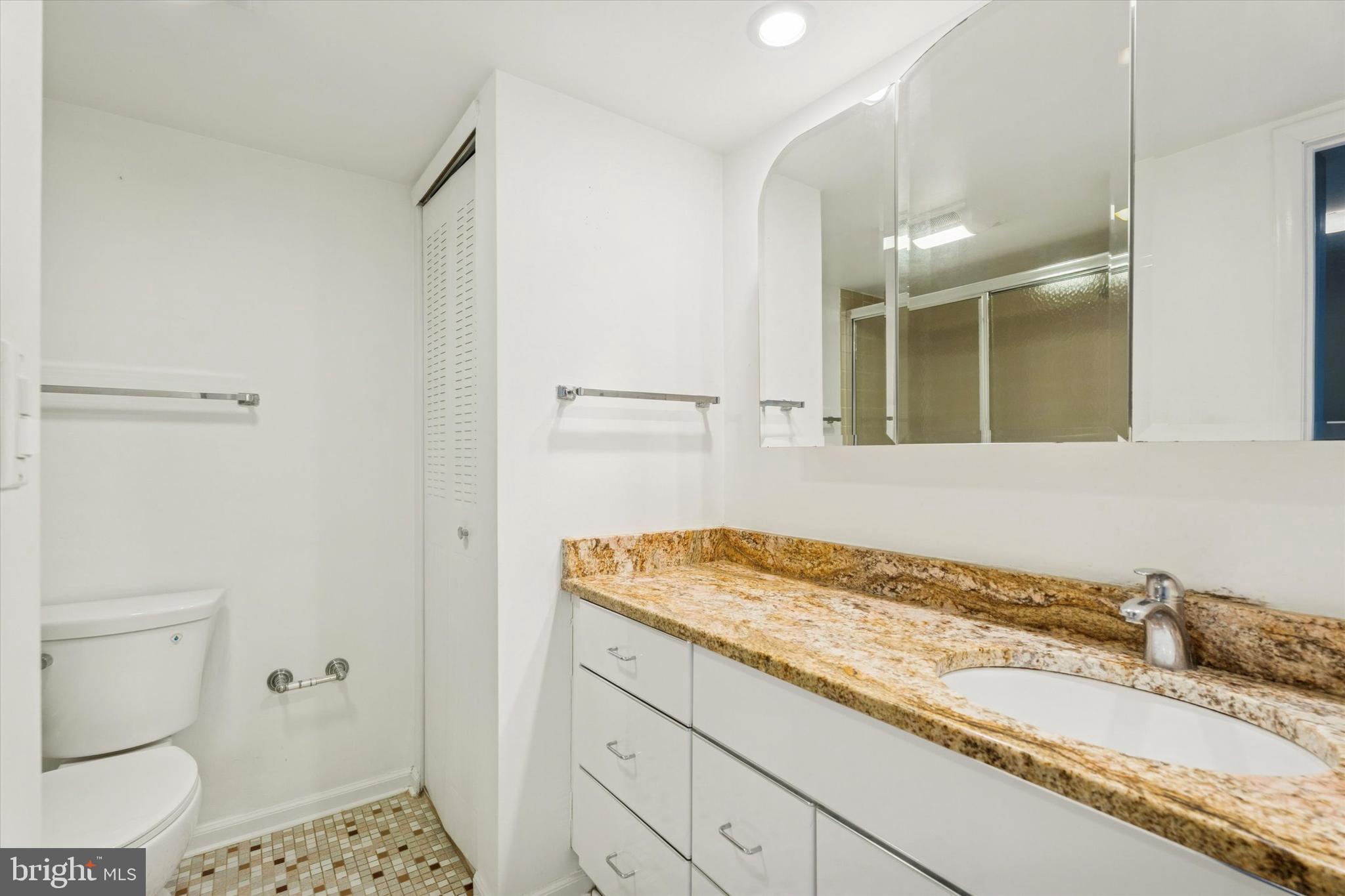 GREENE COUNTRIE VI - Residential