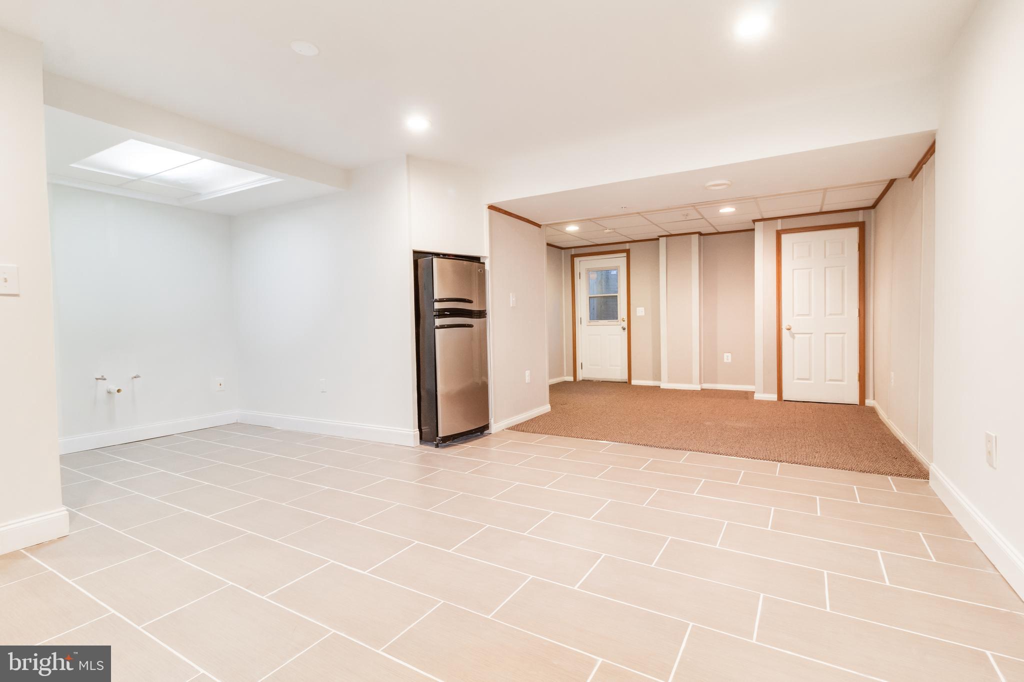 AUTUMN GROVE - Residential