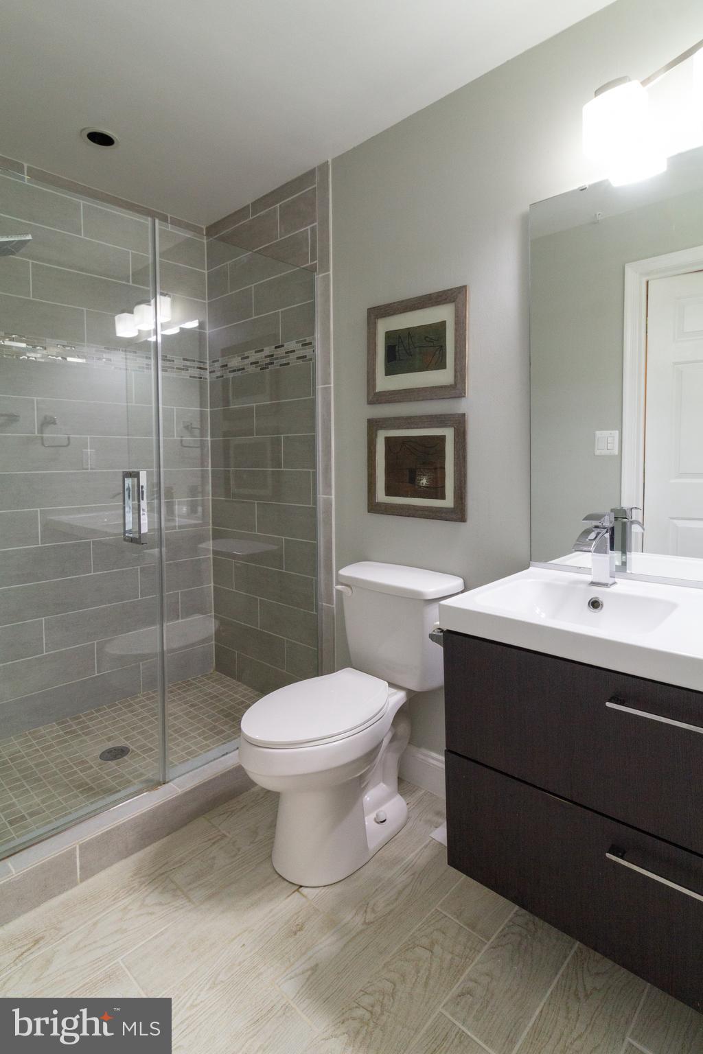 AUTUMN GROVE - Residential