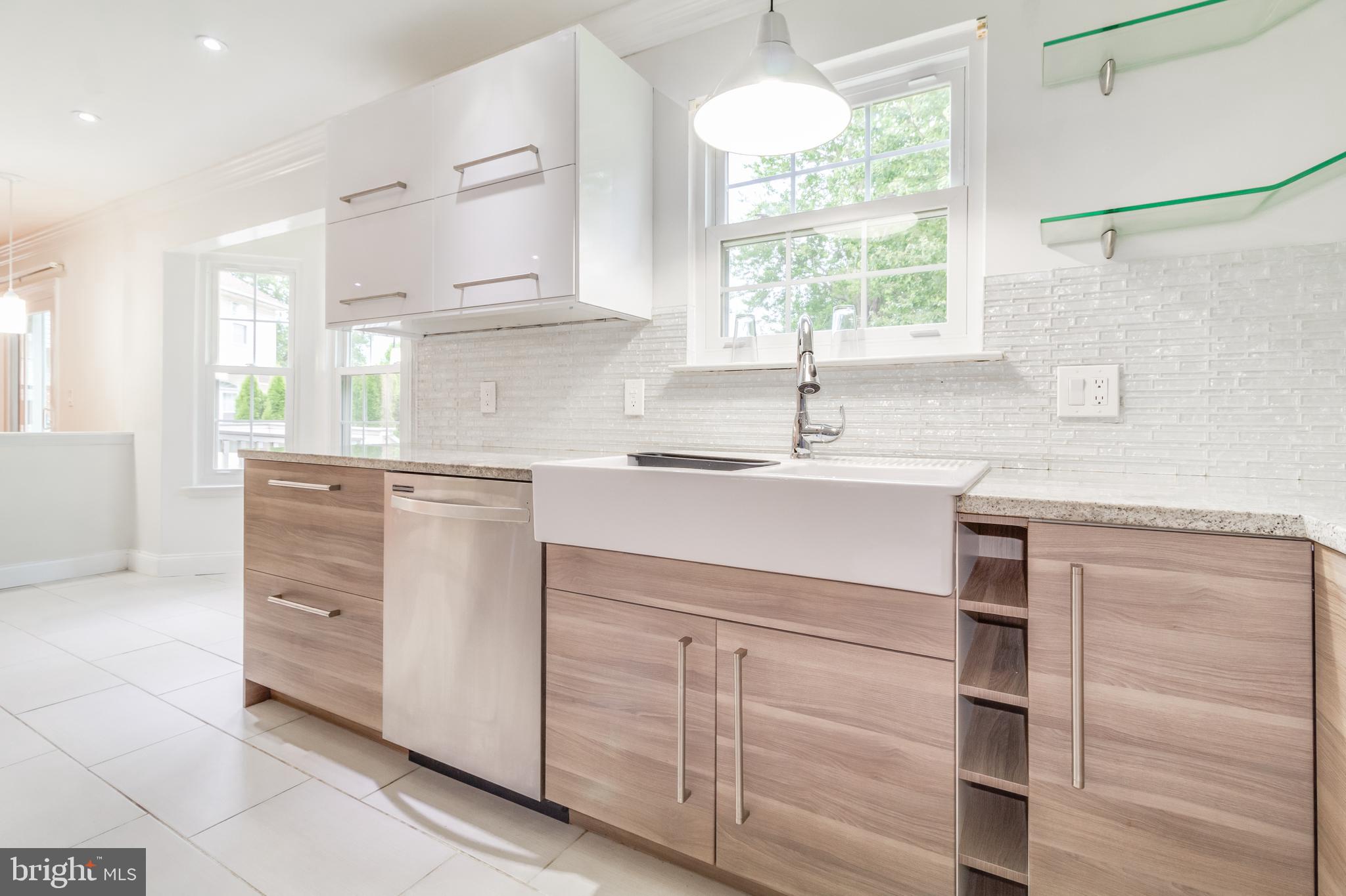 AUTUMN GROVE - Residential