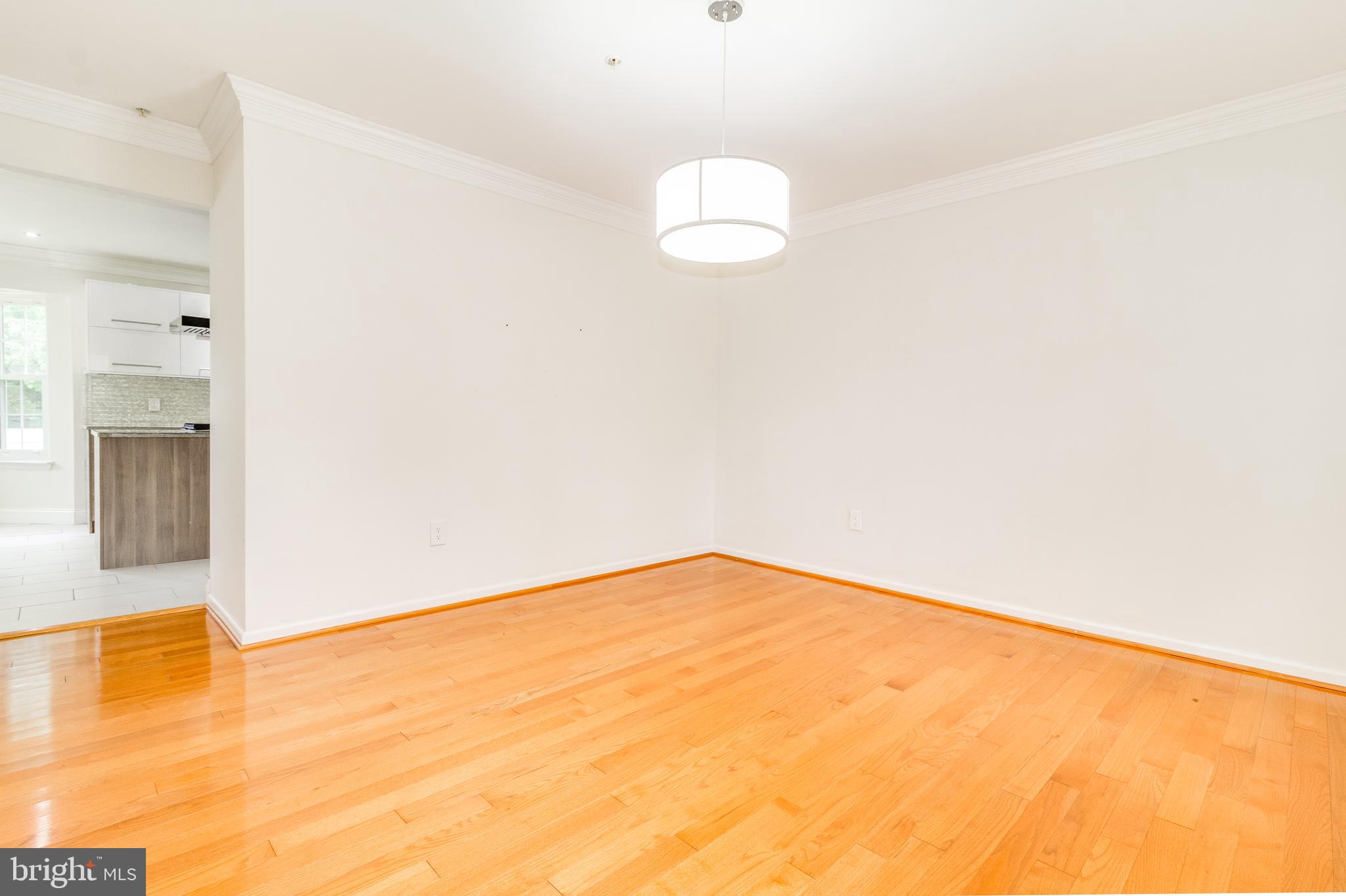 AUTUMN GROVE - Residential