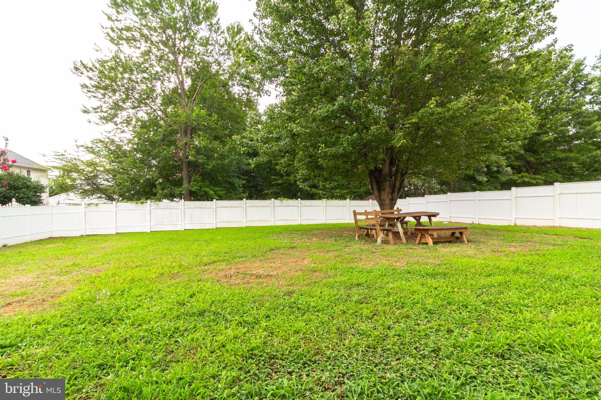 AUTUMN GROVE - Residential