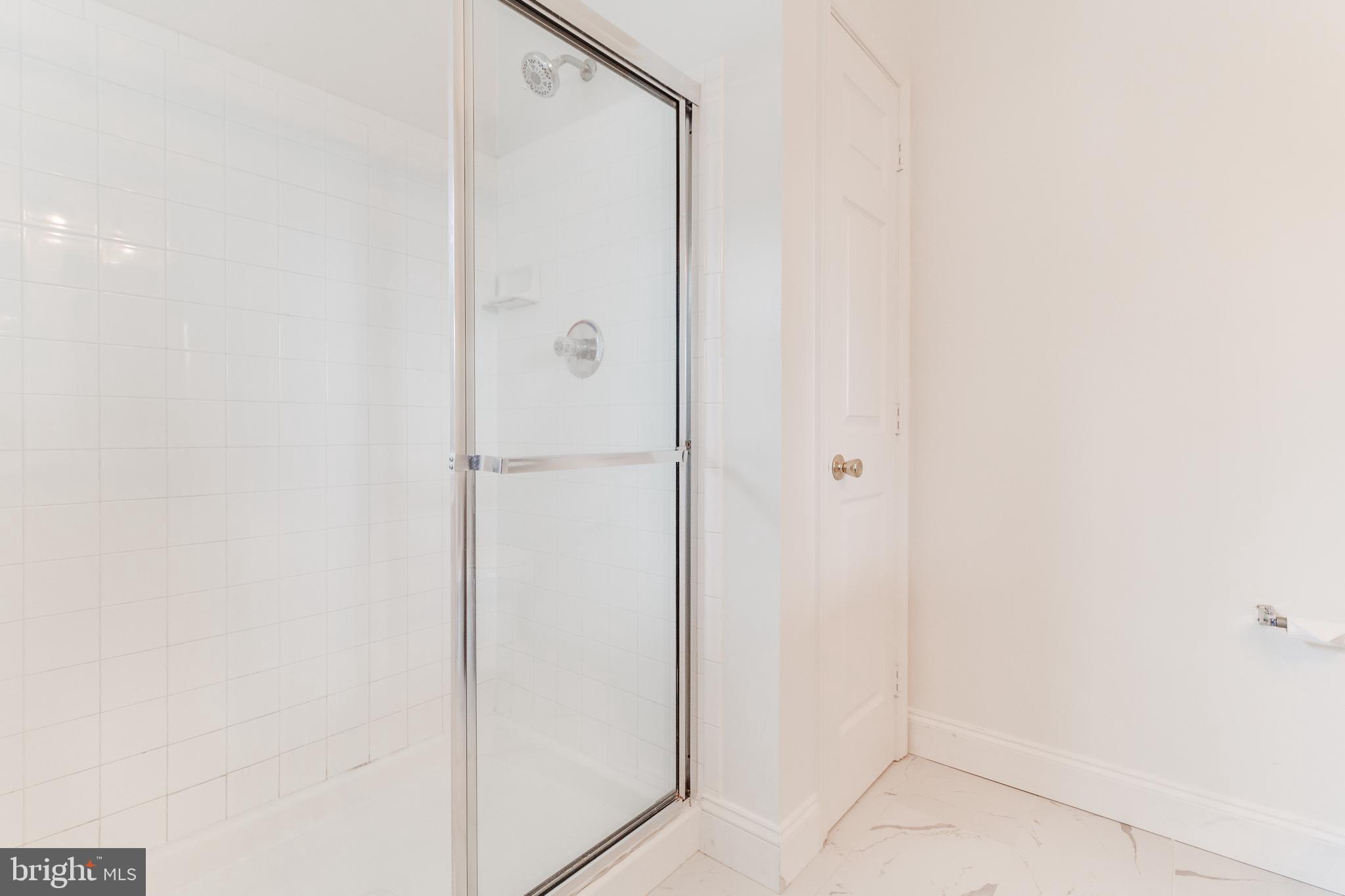 AUTUMN GROVE - Residential