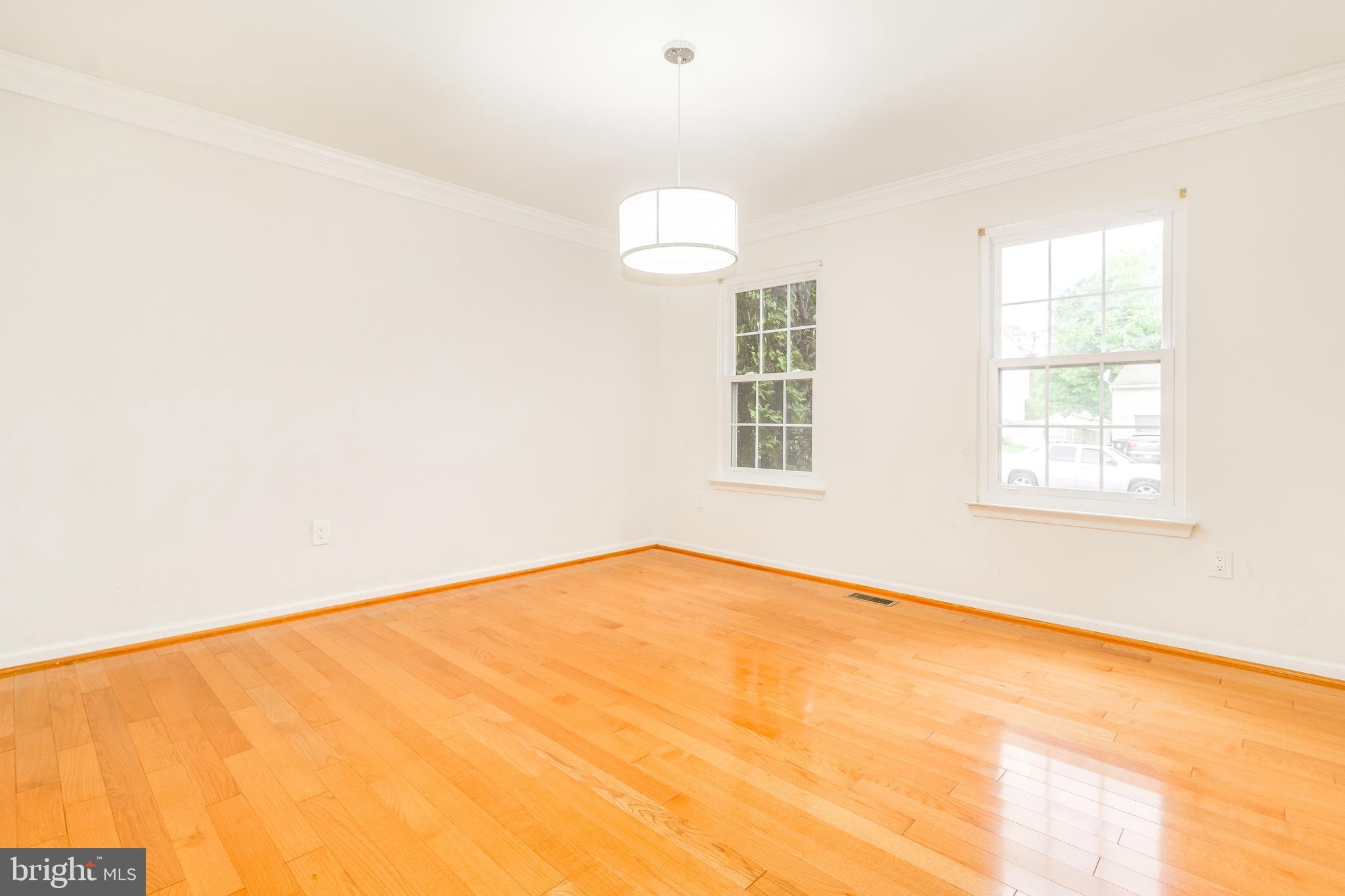 AUTUMN GROVE - Residential