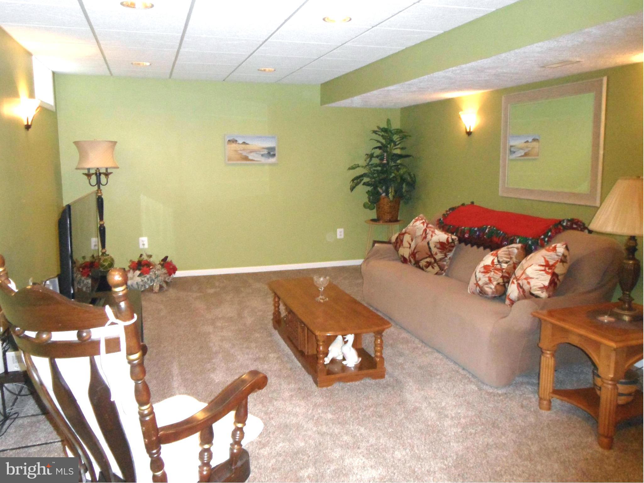 WALNUT POINT - Residential