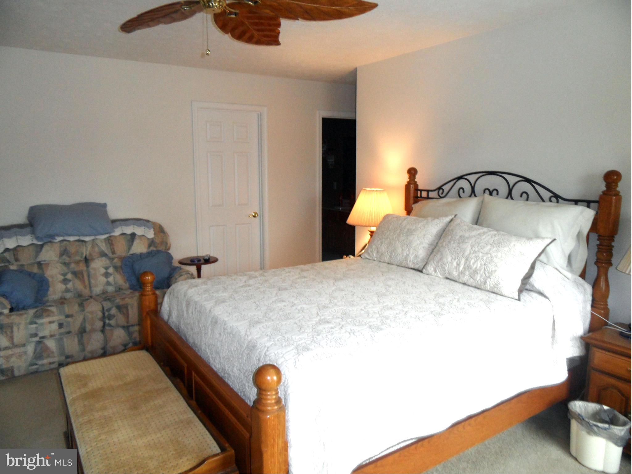 WALNUT POINT - Residential