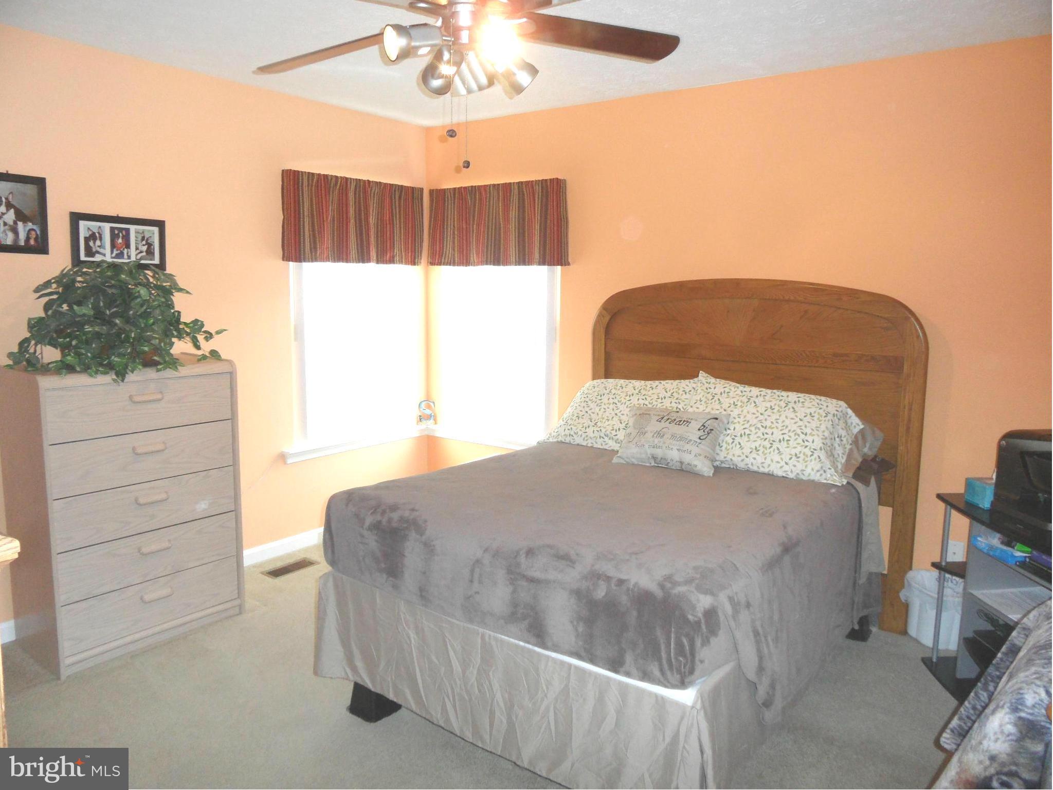 WALNUT POINT - Residential