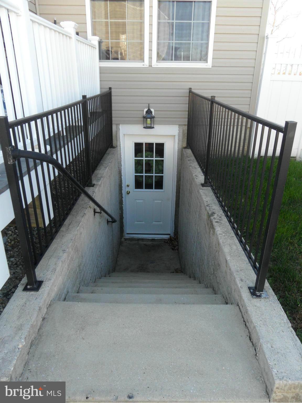 WALNUT POINT - Residential