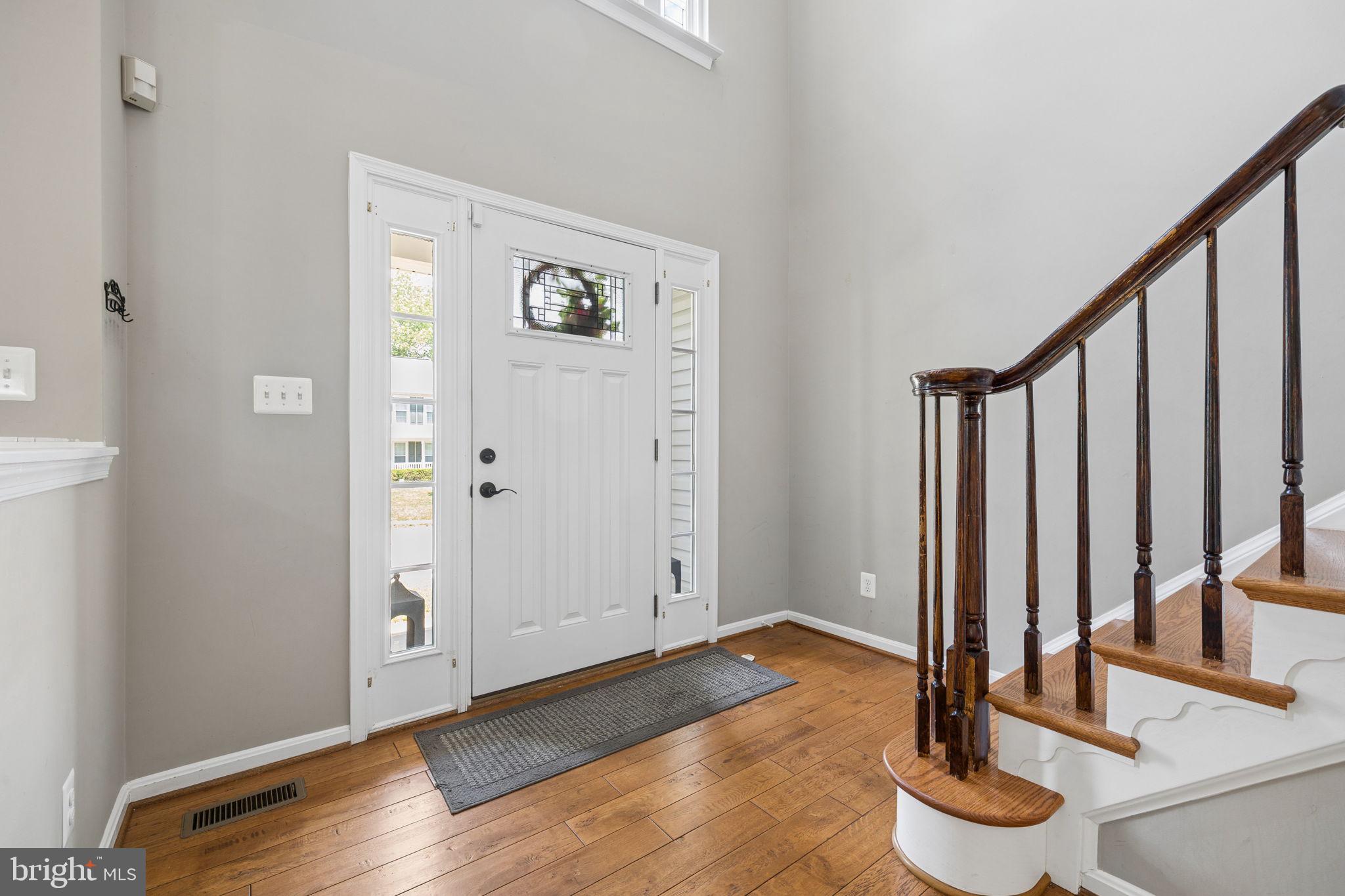 2 STONERIDGE COURT