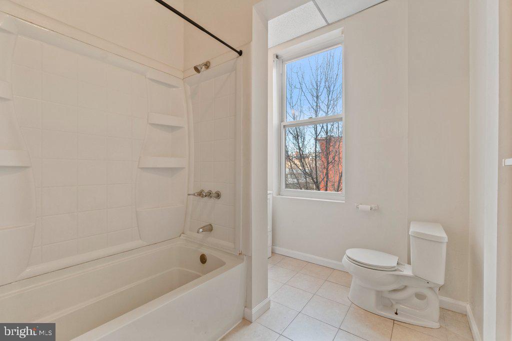 CHARLES NORTH - Residential Lease