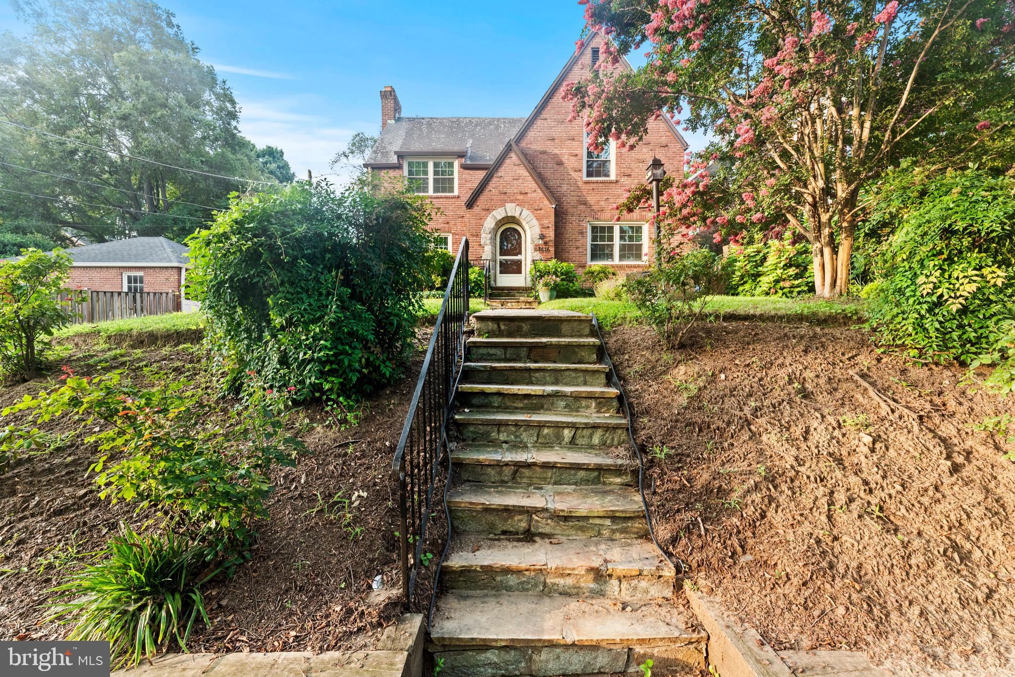 1416 IRIS STREET NW