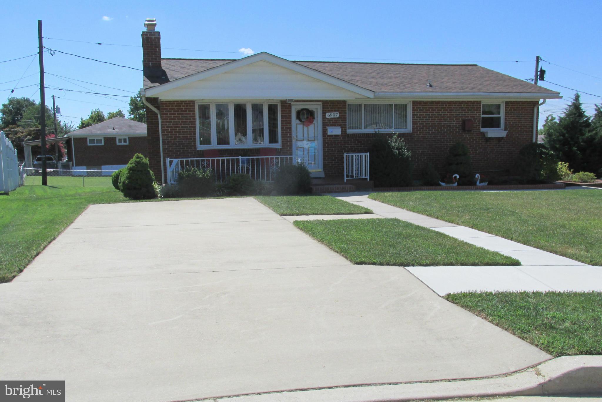 DELVALE MANOR - Residential