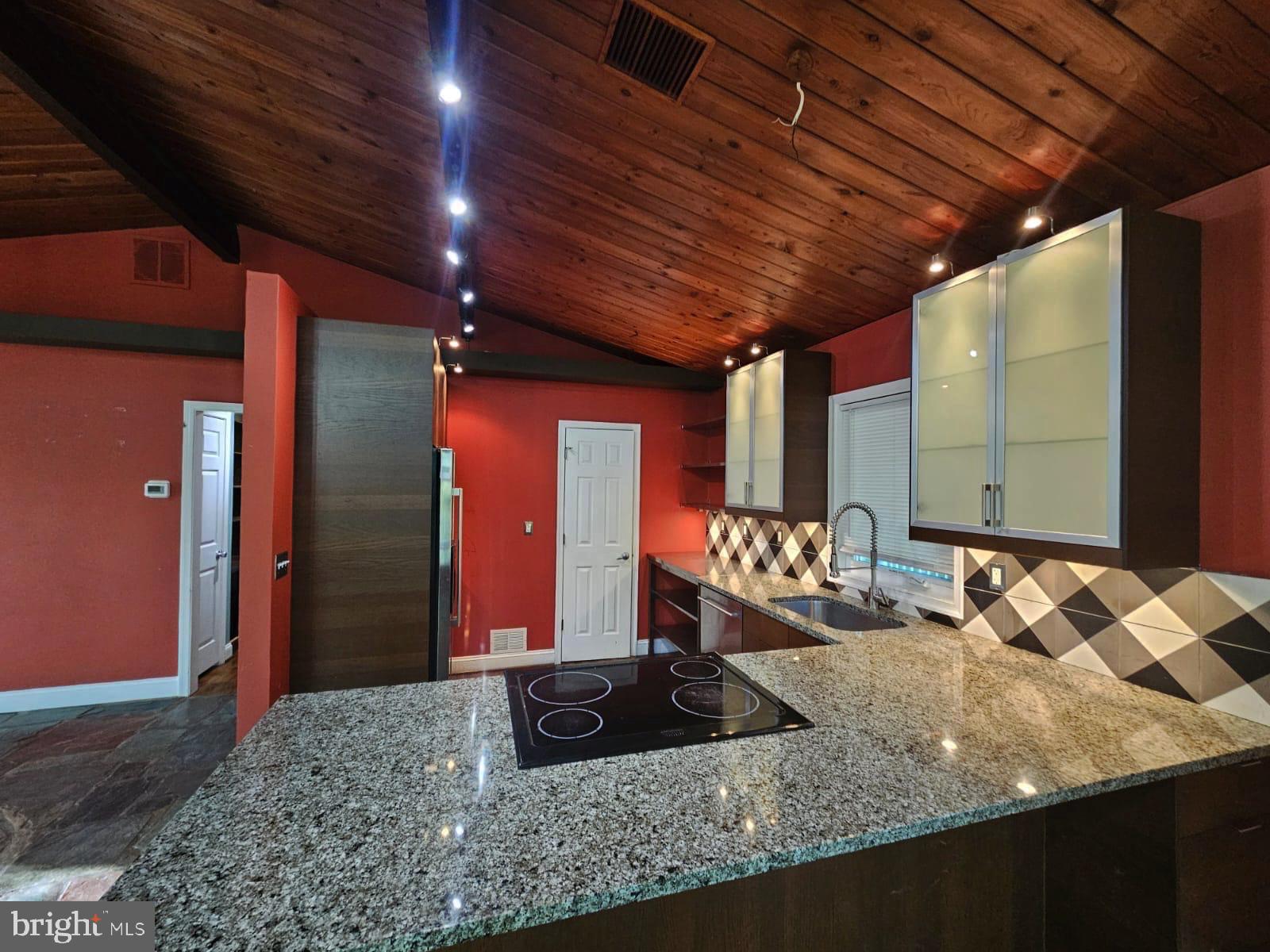 COLESVILLE OUTSIDE - Residential Lease