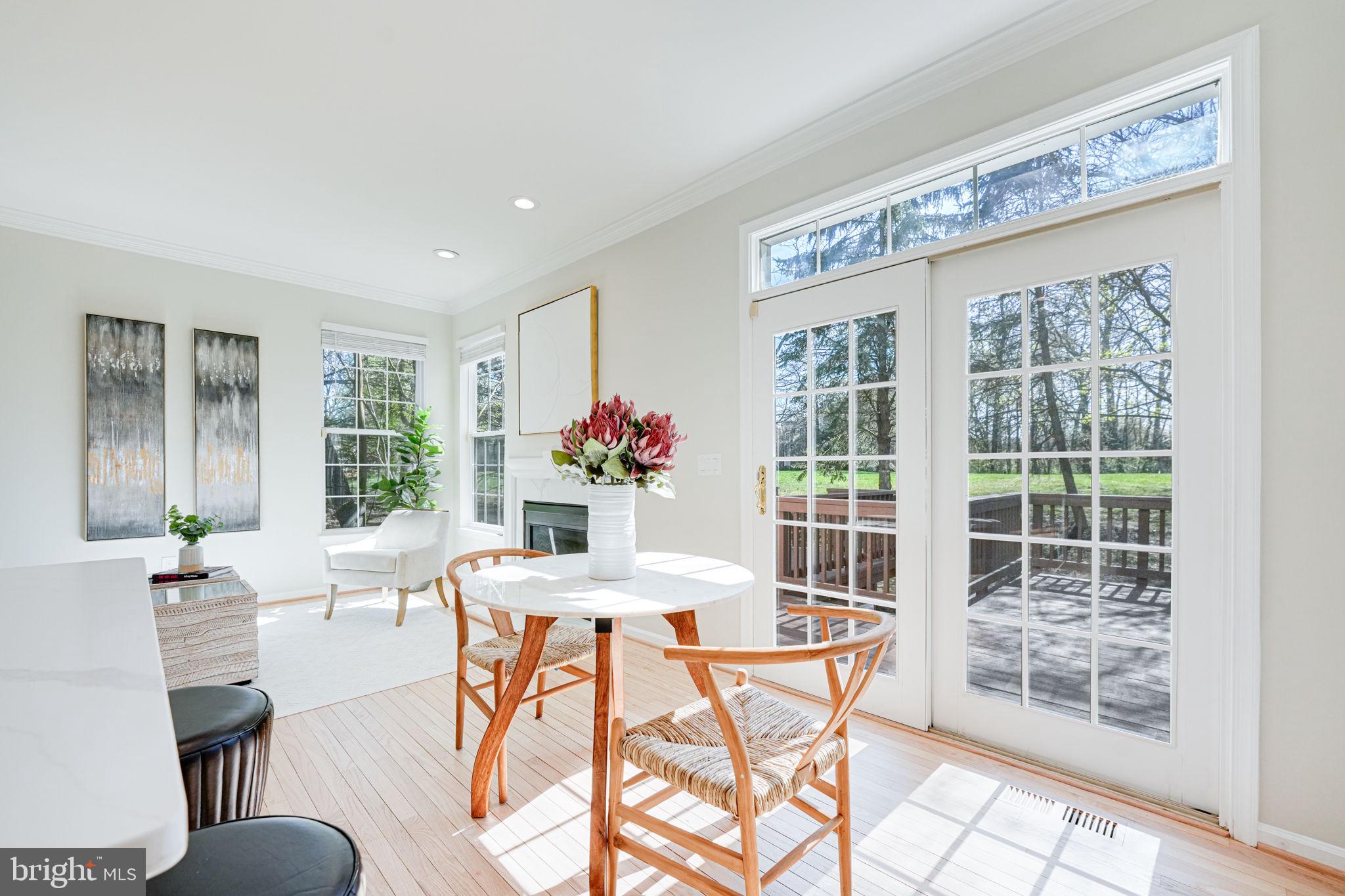 RESTON - Residential