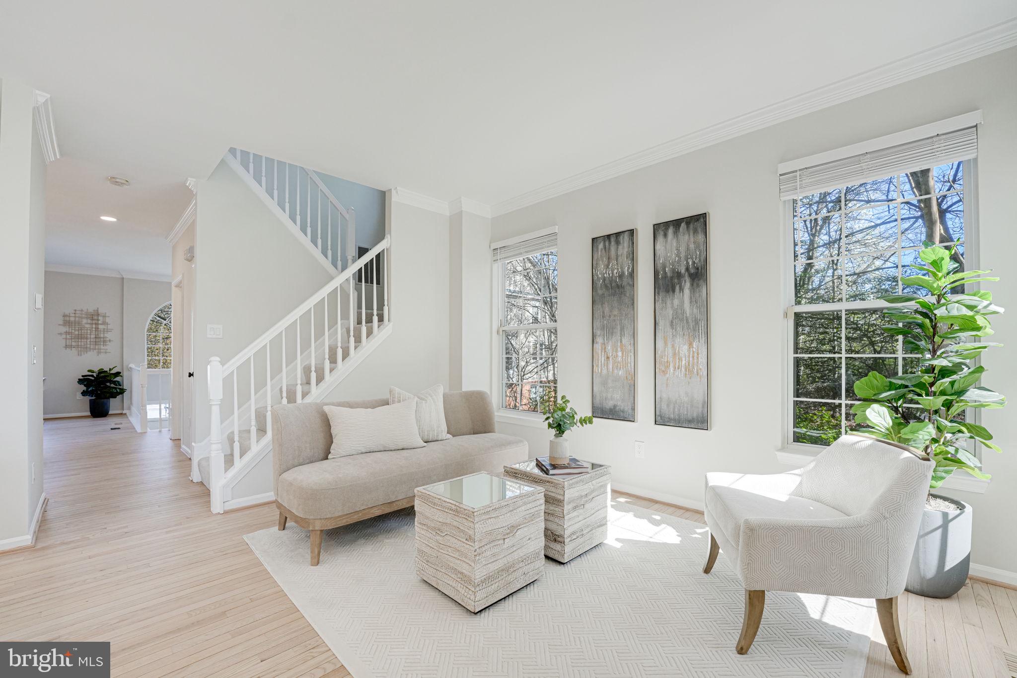 RESTON - Residential