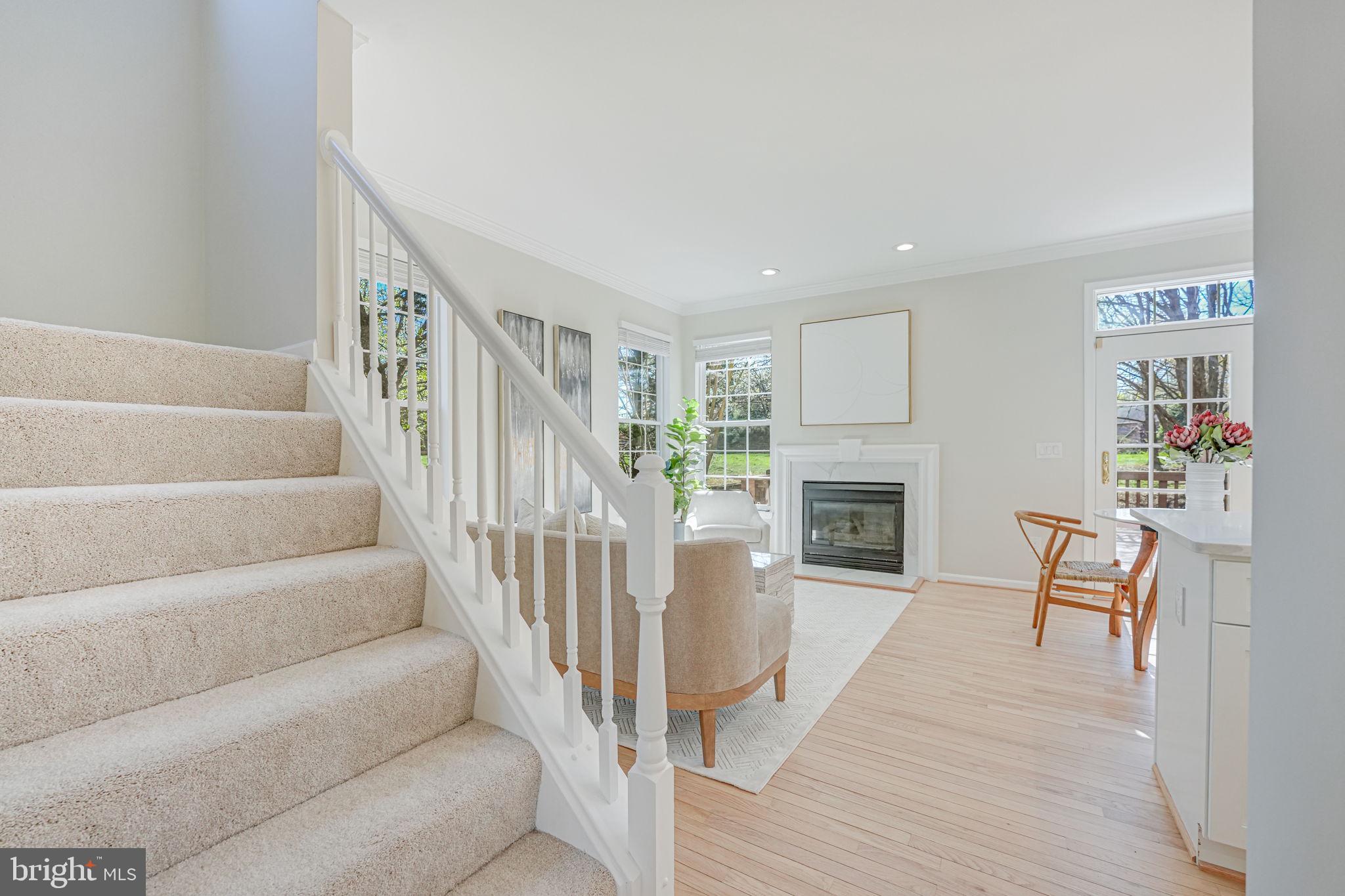 RESTON - Residential