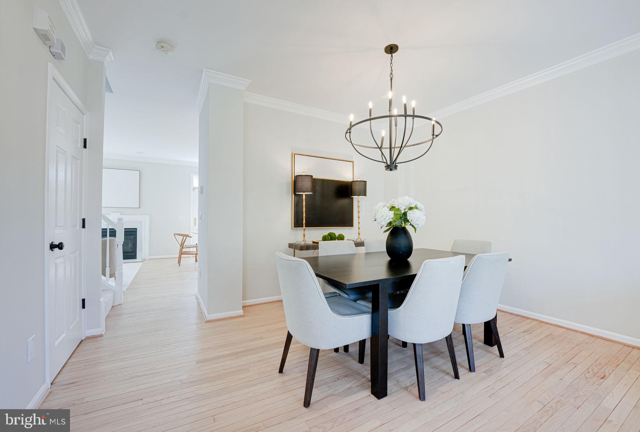 RESTON - Residential