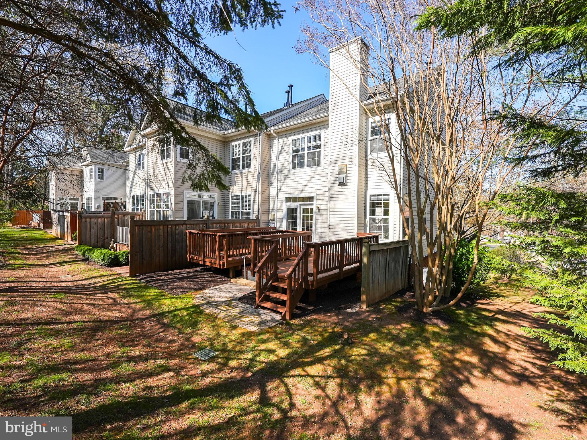 RESTON - Residential