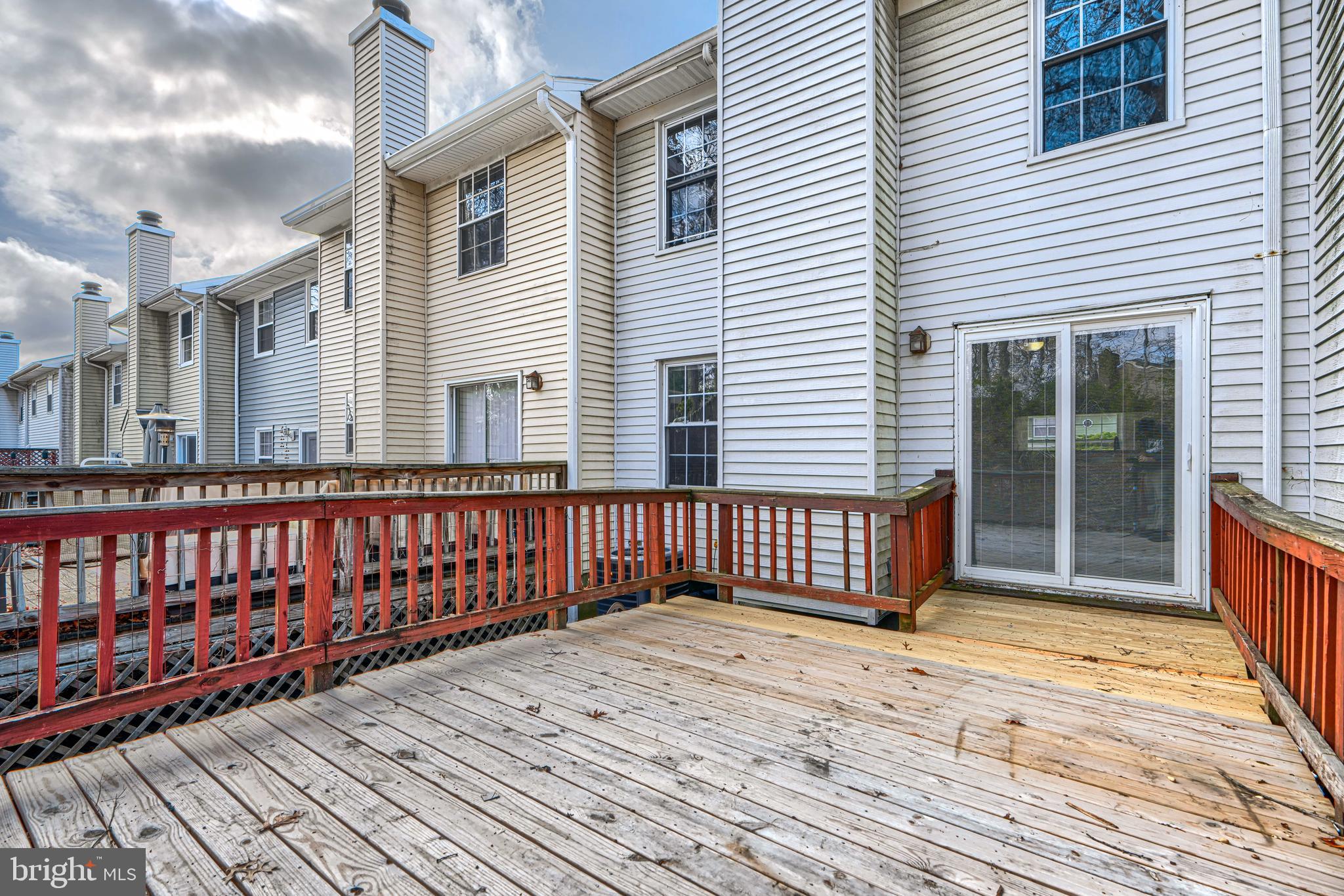 CASTLEMILL - Residential