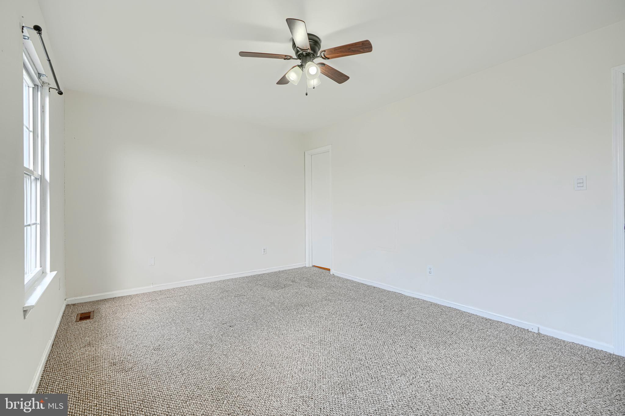 CASTLEMILL - Residential