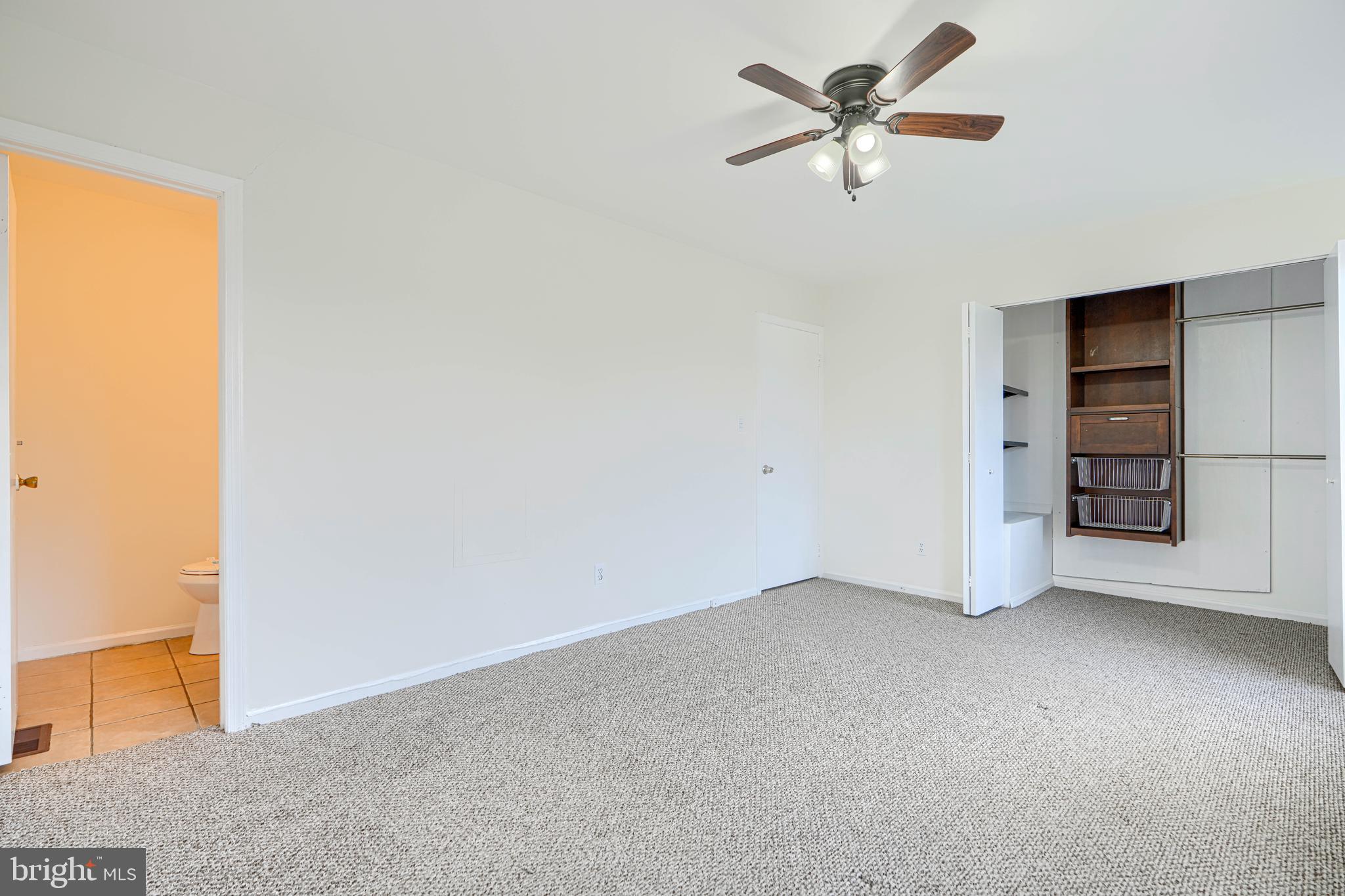 CASTLEMILL - Residential