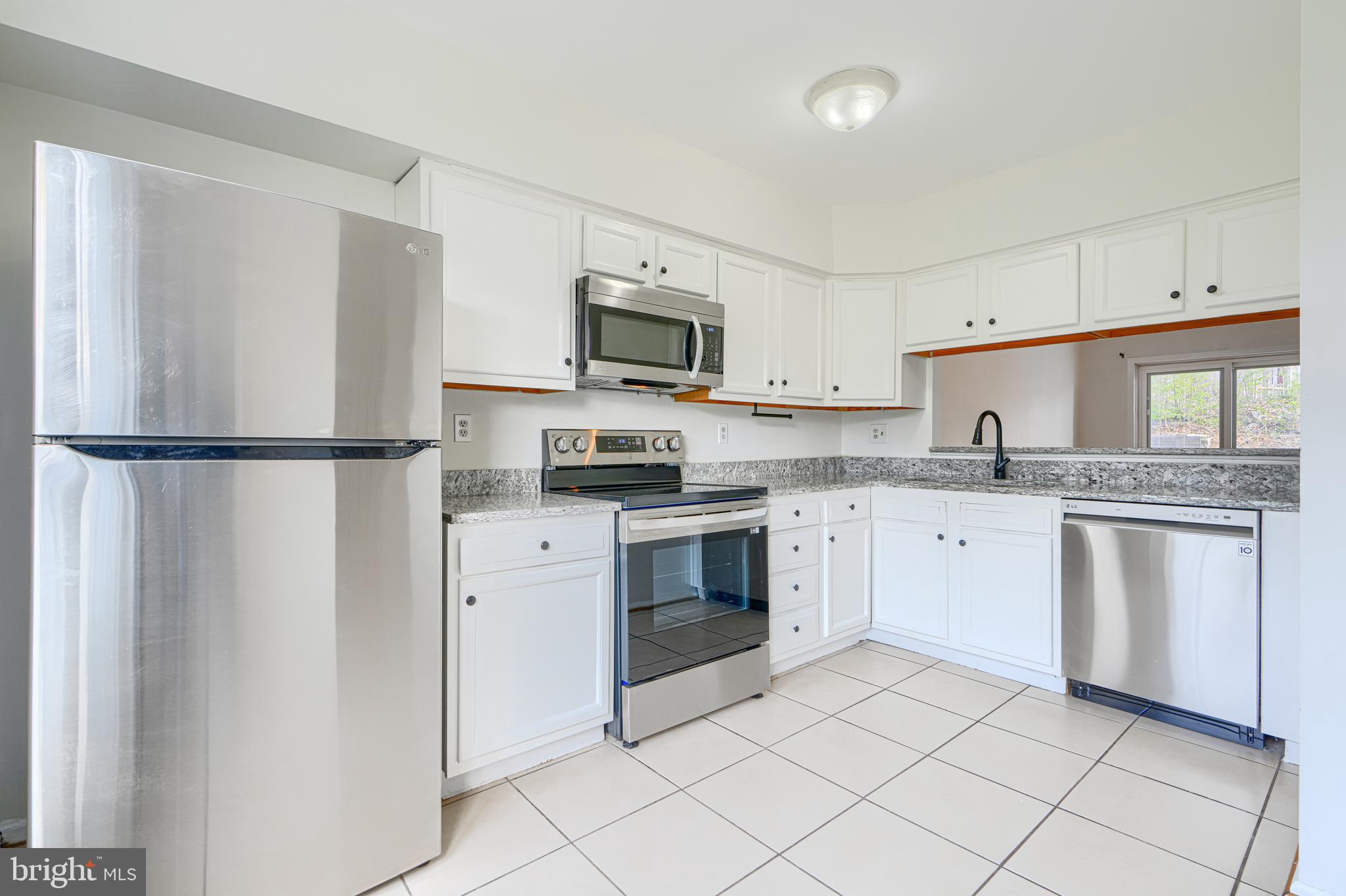 CASTLEMILL - Residential