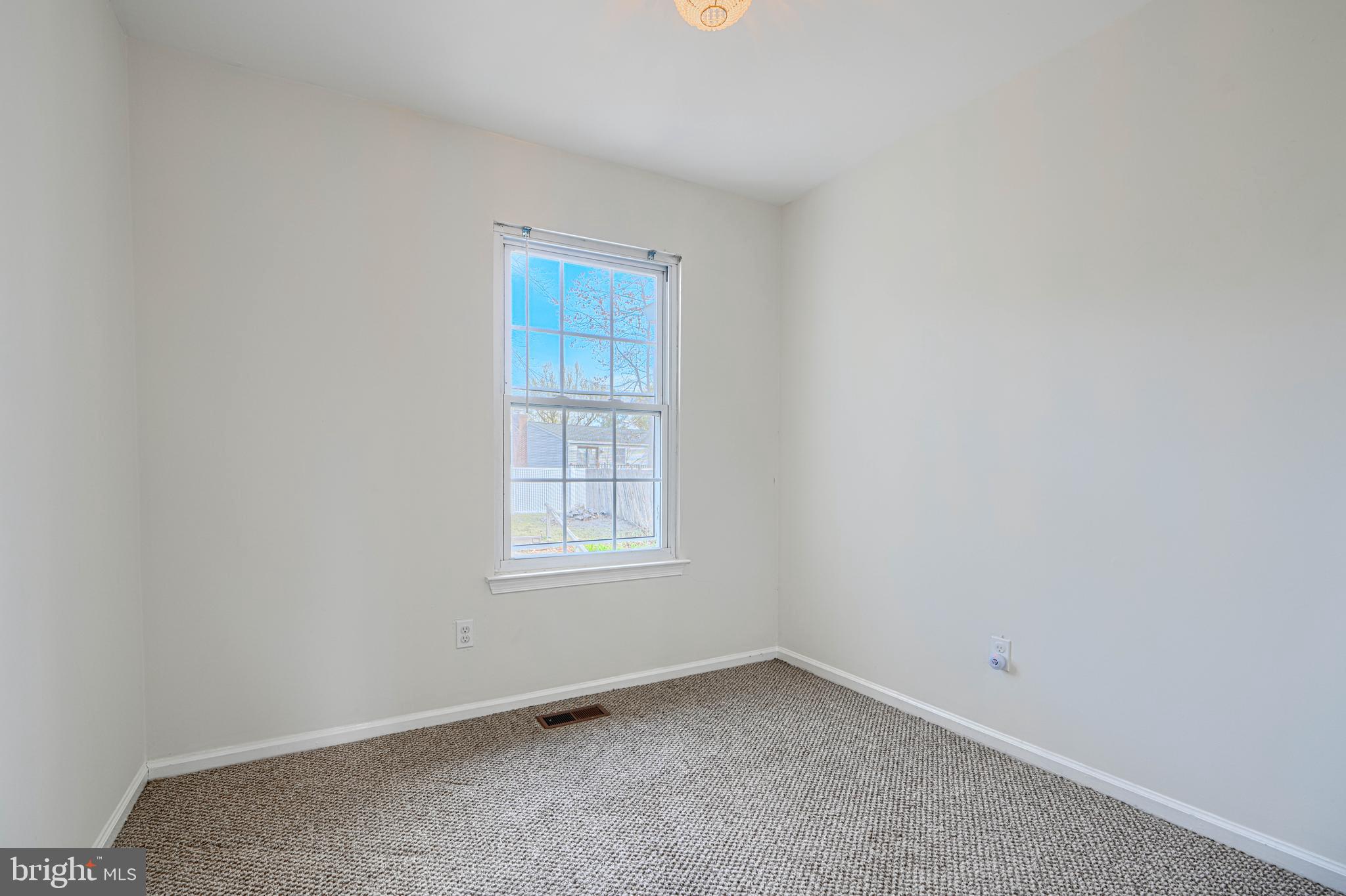 CASTLEMILL - Residential