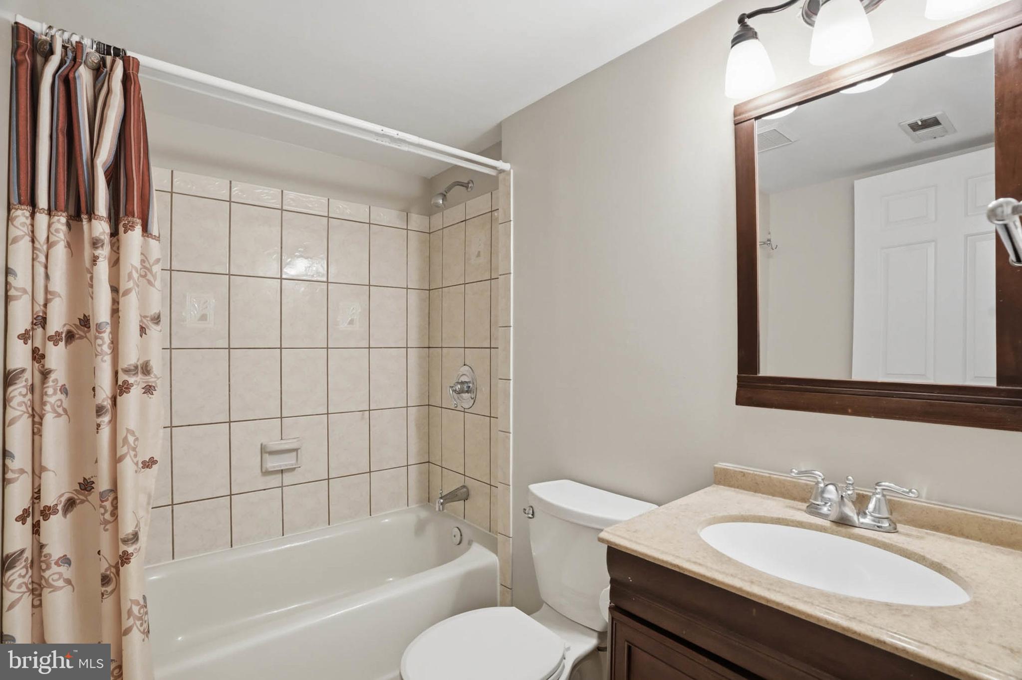 ELLICOTT HILLS - Residential